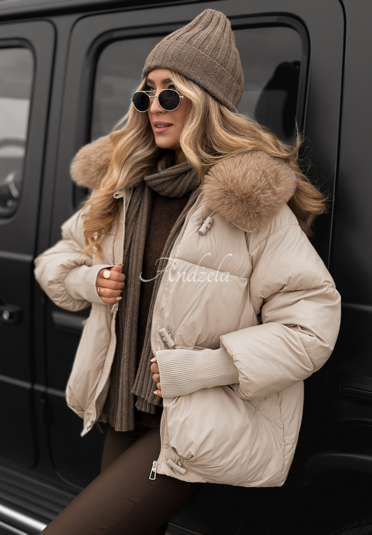 Gesteppte Jacke mit Kapuze und Fellbesatz Little Snowman Beige