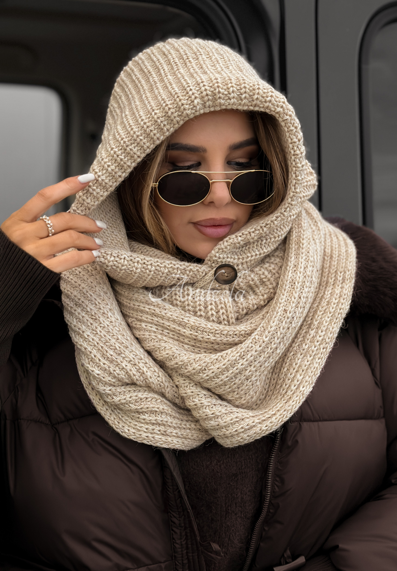 Schal mit Kapuze balaclava Shade Of Winter hellbeige