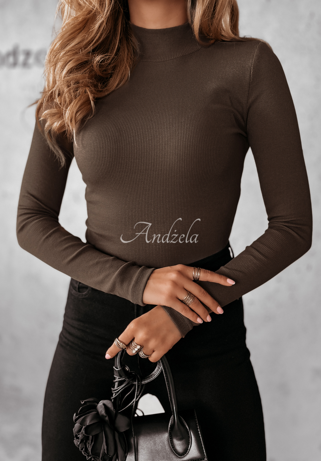 Gerippte Bluse mit Rollkragen Believe In Tomorrow Schokolade