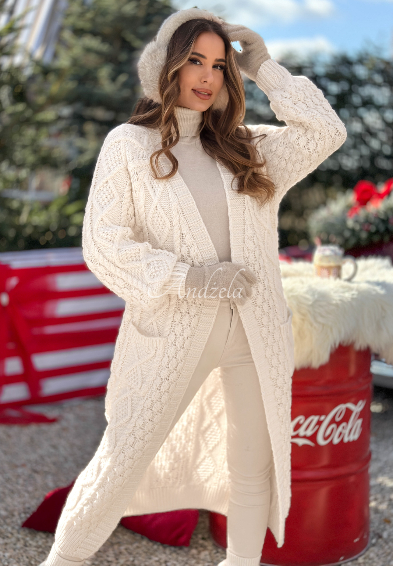 Lange Strickjacke mit dekorativem Strickmuster Wrap Yourself Ecru