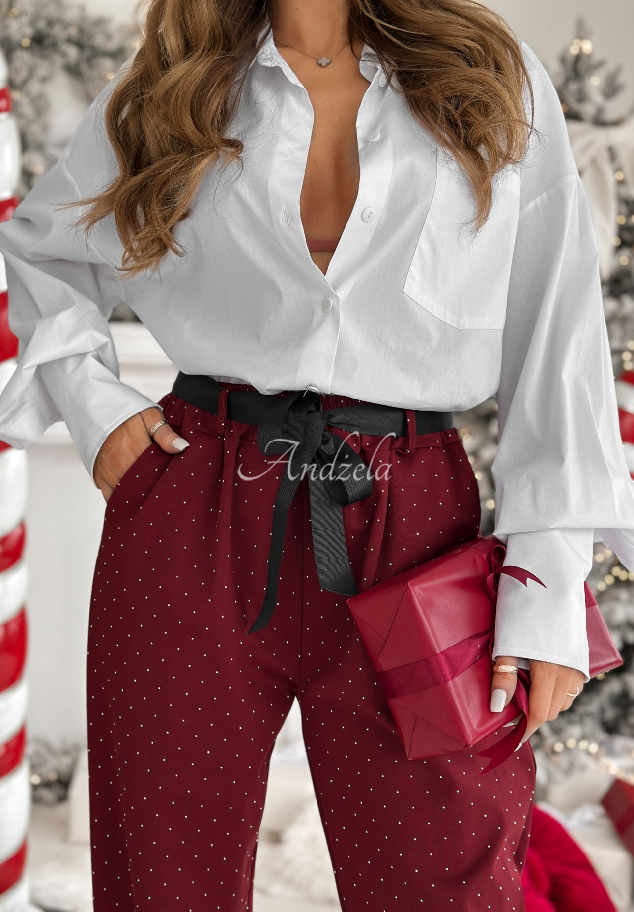 Stoffhose mit Kristallen Dazzling Choice Burgund