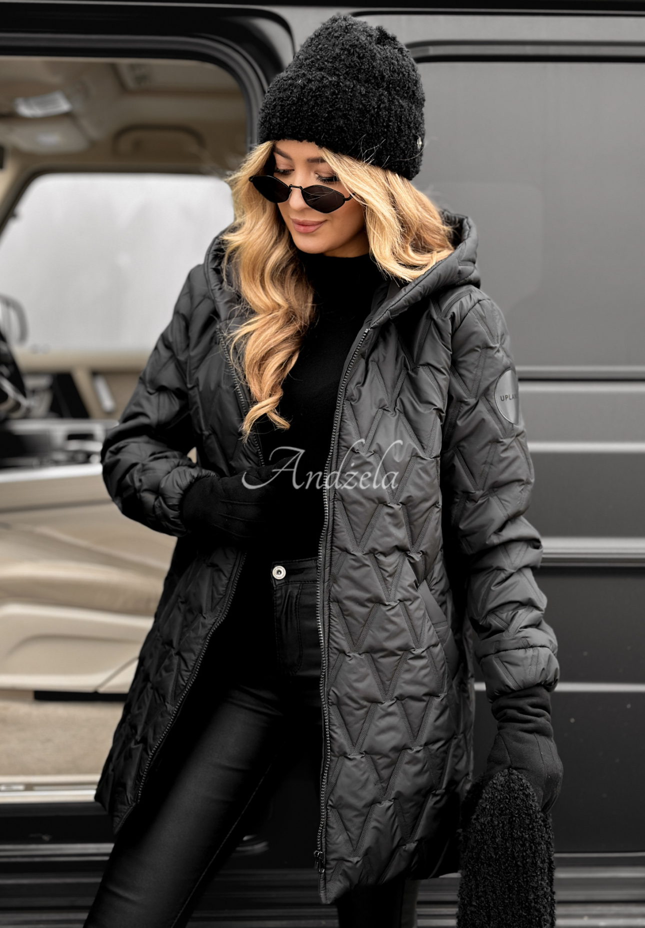 Steppjacke mit Kapuze Chilly Nights Schwarz