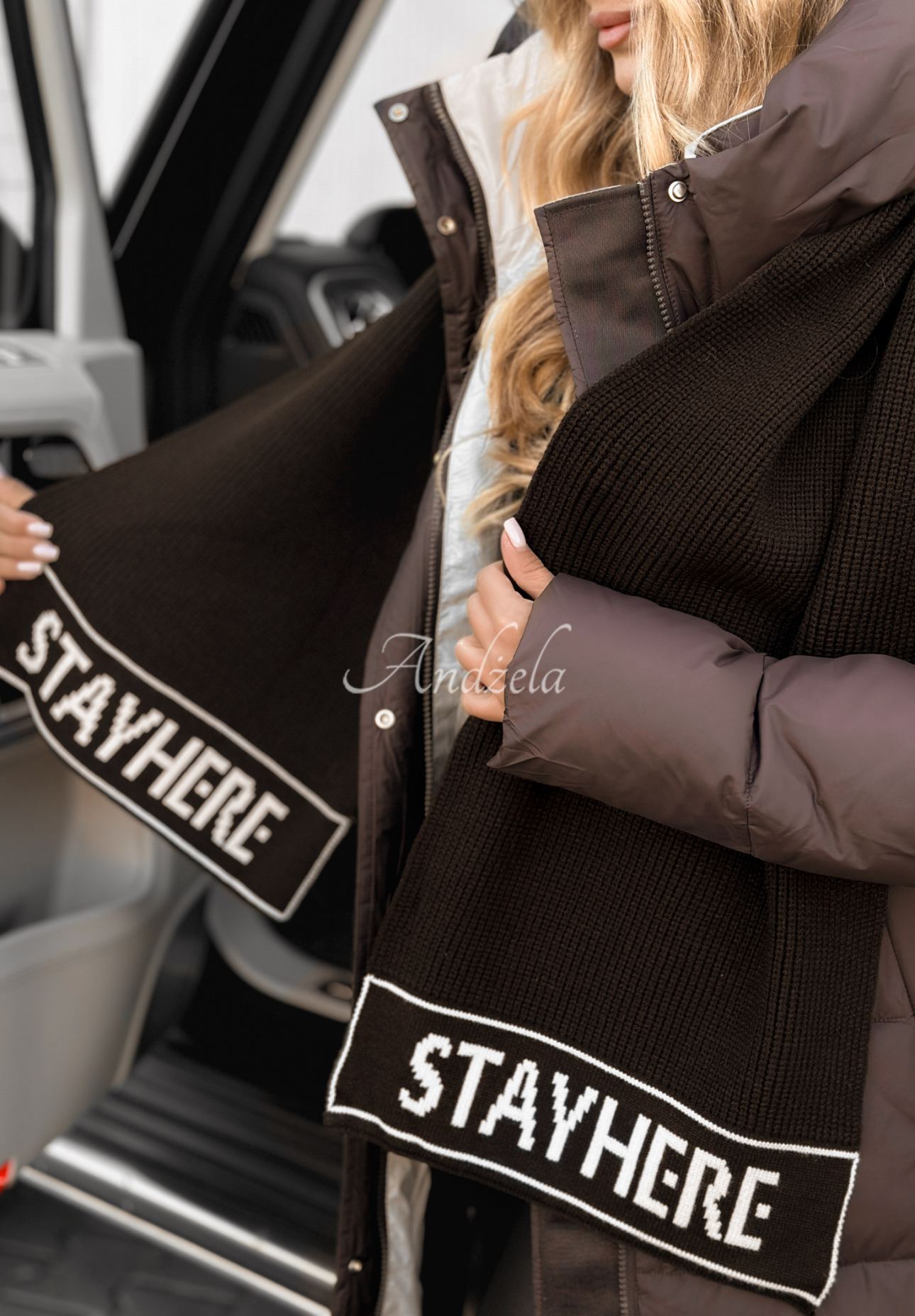 Mütze und Schal-Set aus Viskose mit Wolle Stay Here Winter Schokoladenbraun