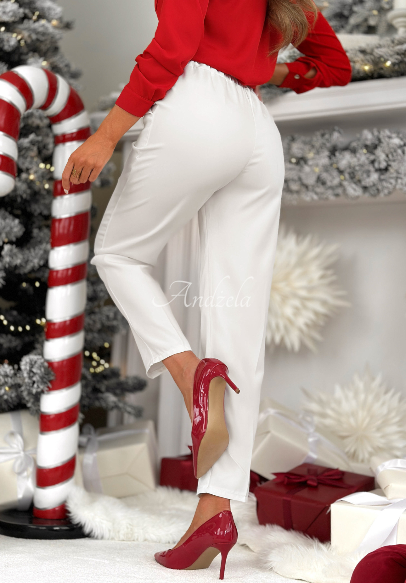 Zigarettenhosen No Idea Ecru