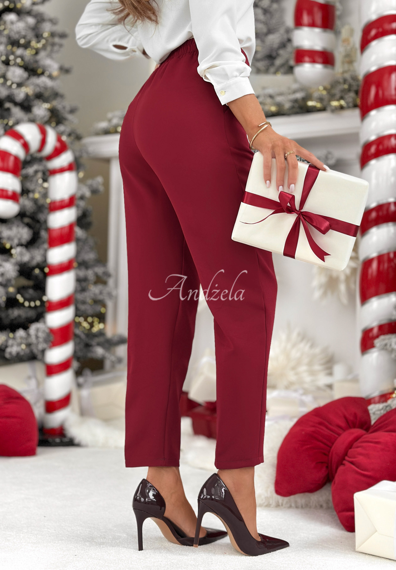 Zigarettenhosen No Idea Burgund