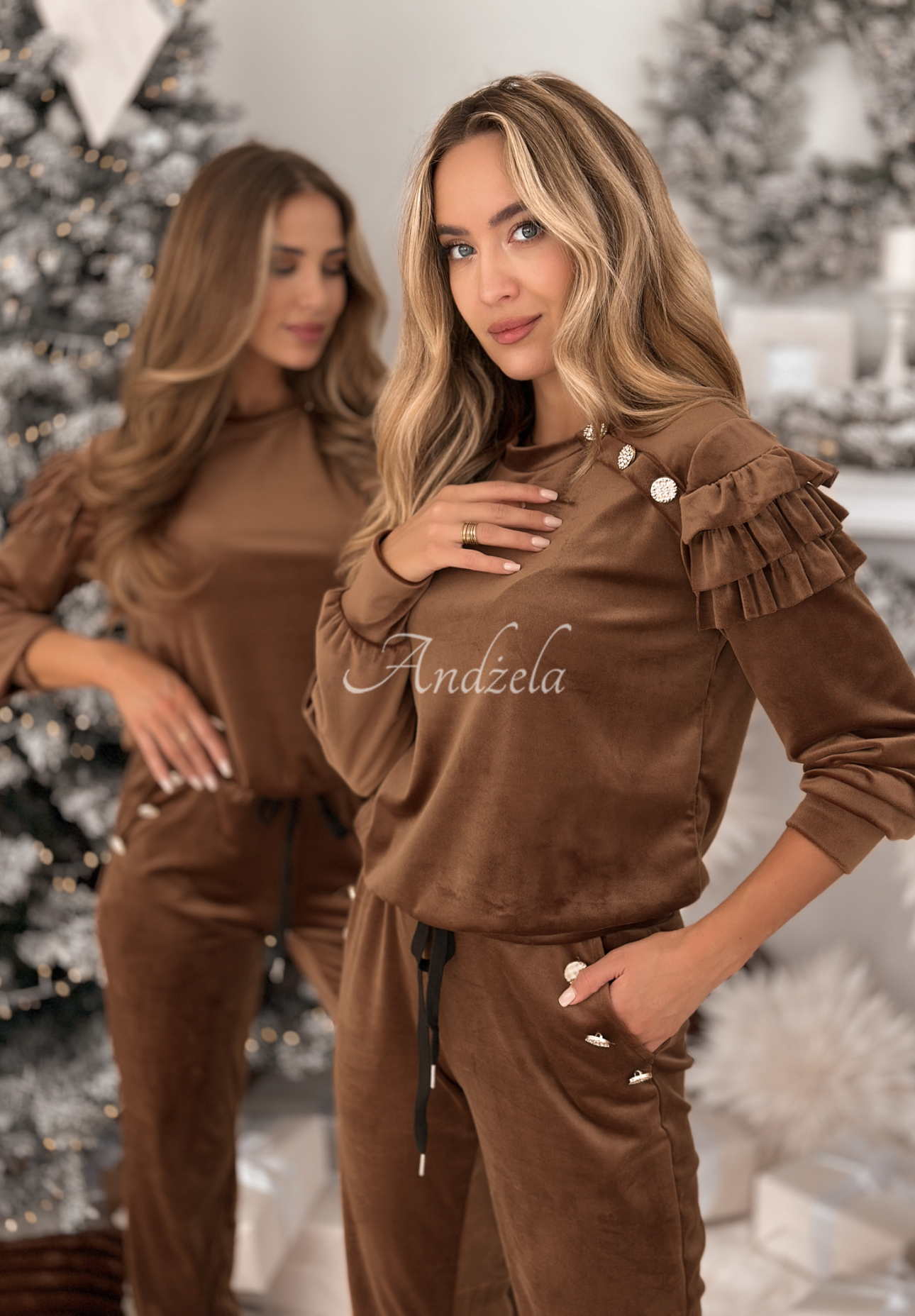 Velours-Trainingsanzug mit Rüschen Just Two Of Us Schokoladenbraun