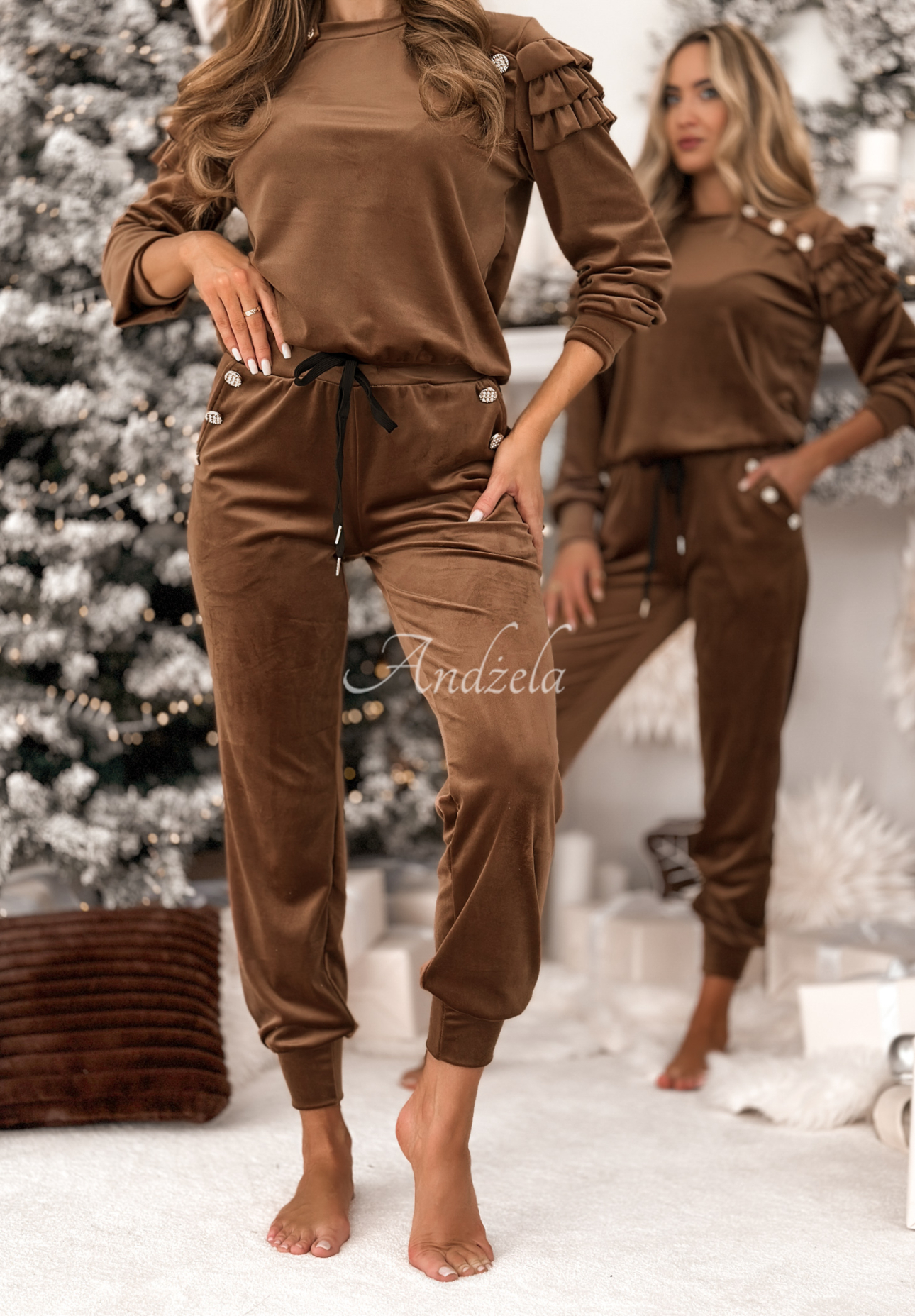 Velours-Trainingsanzug mit Rüschen Just Two Of Us Schokoladenbraun