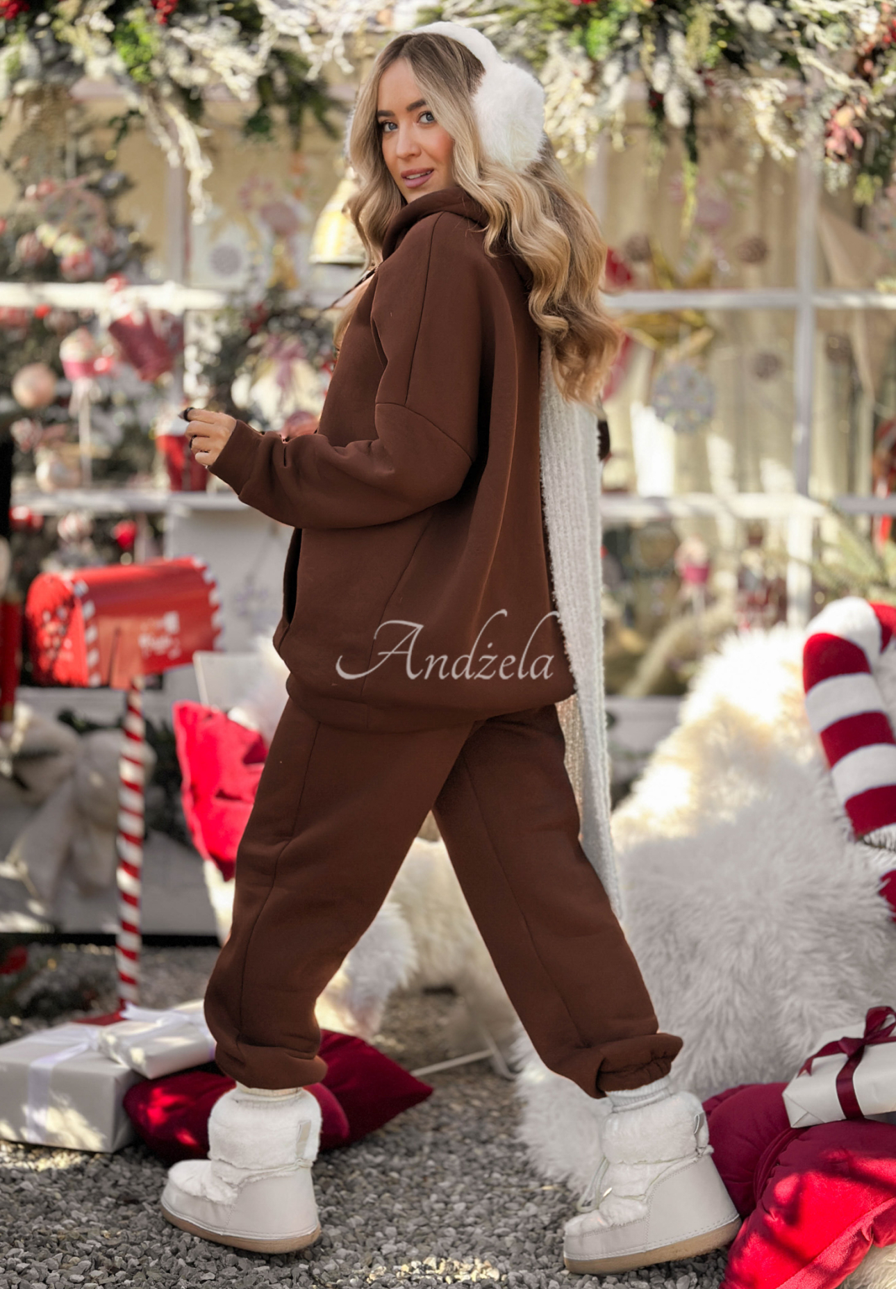 Trainingsanzug Set Sweatshirt und Hose Chill Code Schokoladenbraun