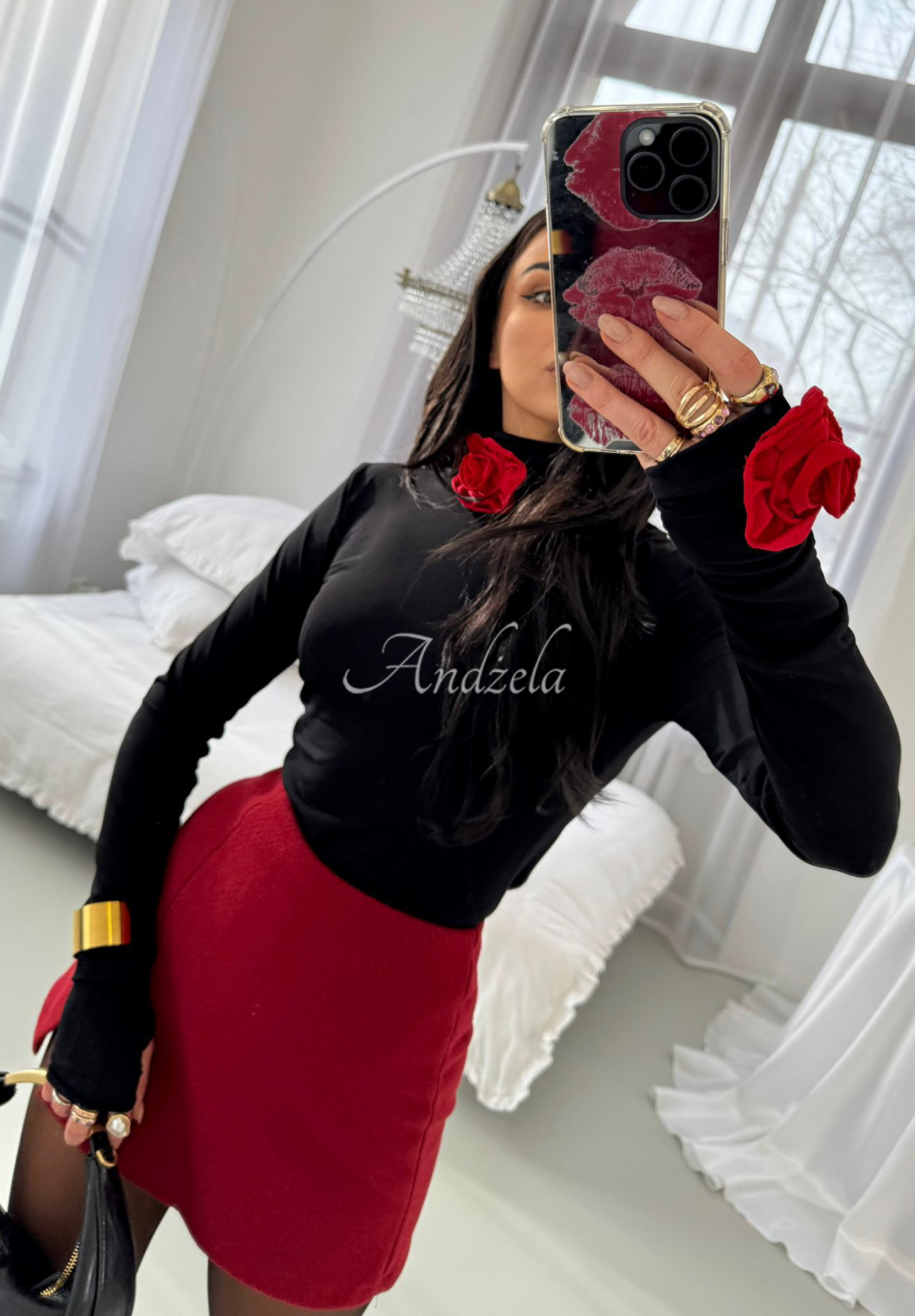 Bluse mit Rollkragen und Rosen La Milla Bouquet Of Roses Schwarz