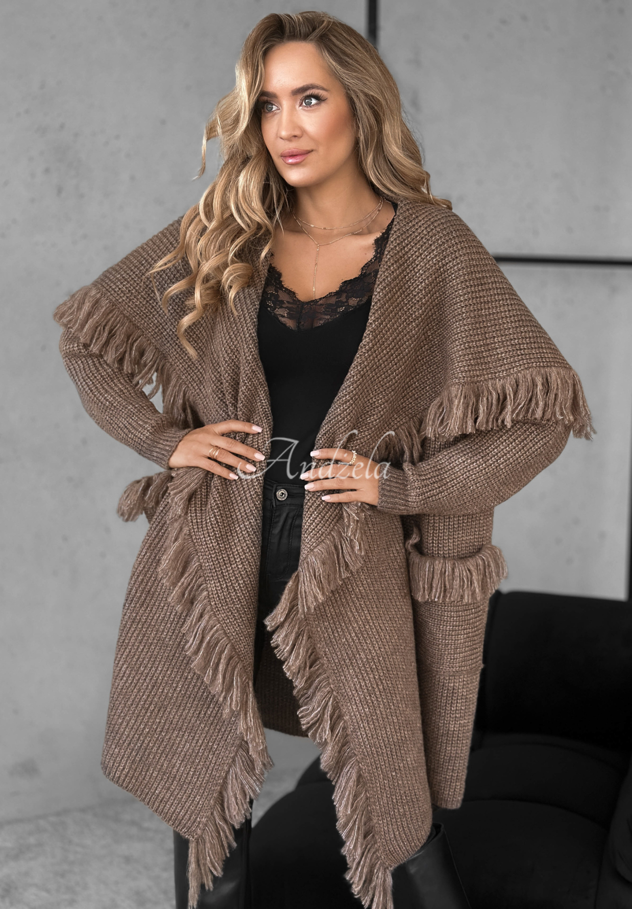 Langer Cardigan mit Fransen Forget My Name Schokoladenbraun