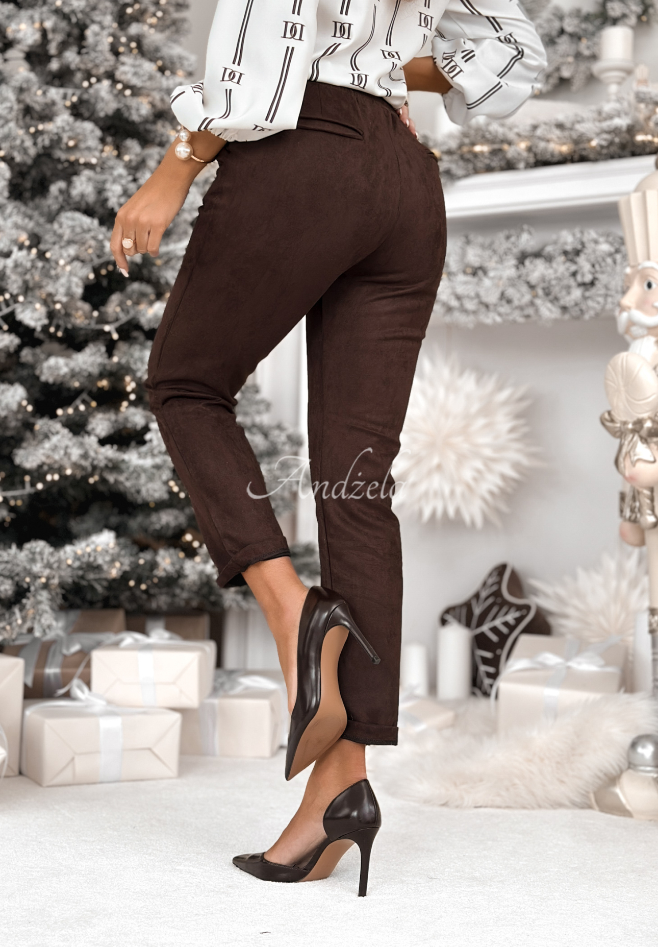 Velourshose aus Viskose React To It Schokoladenbraun