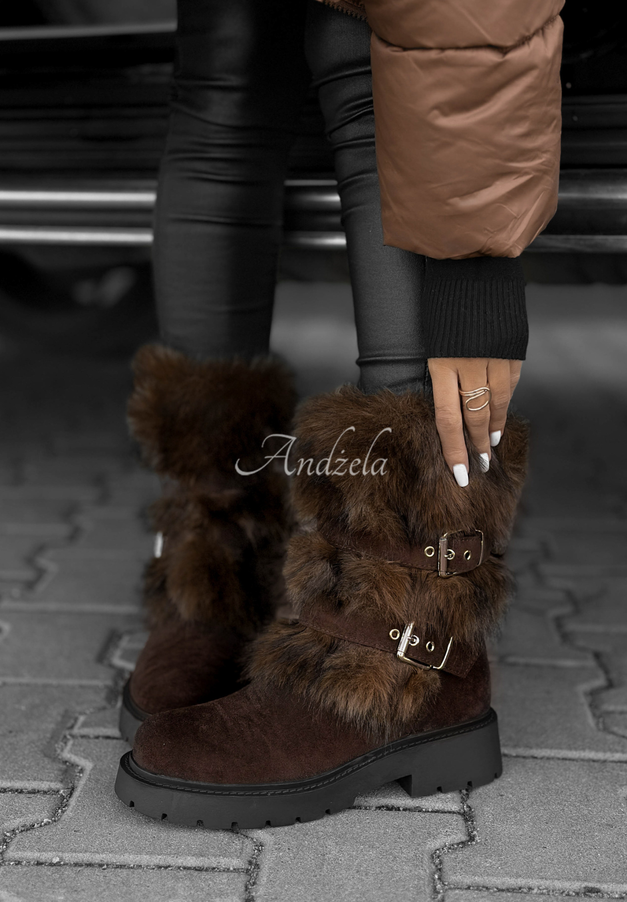 Wildleder-Stiefeletten mit Fellimitat North Pole Escape Schokoladenbraun