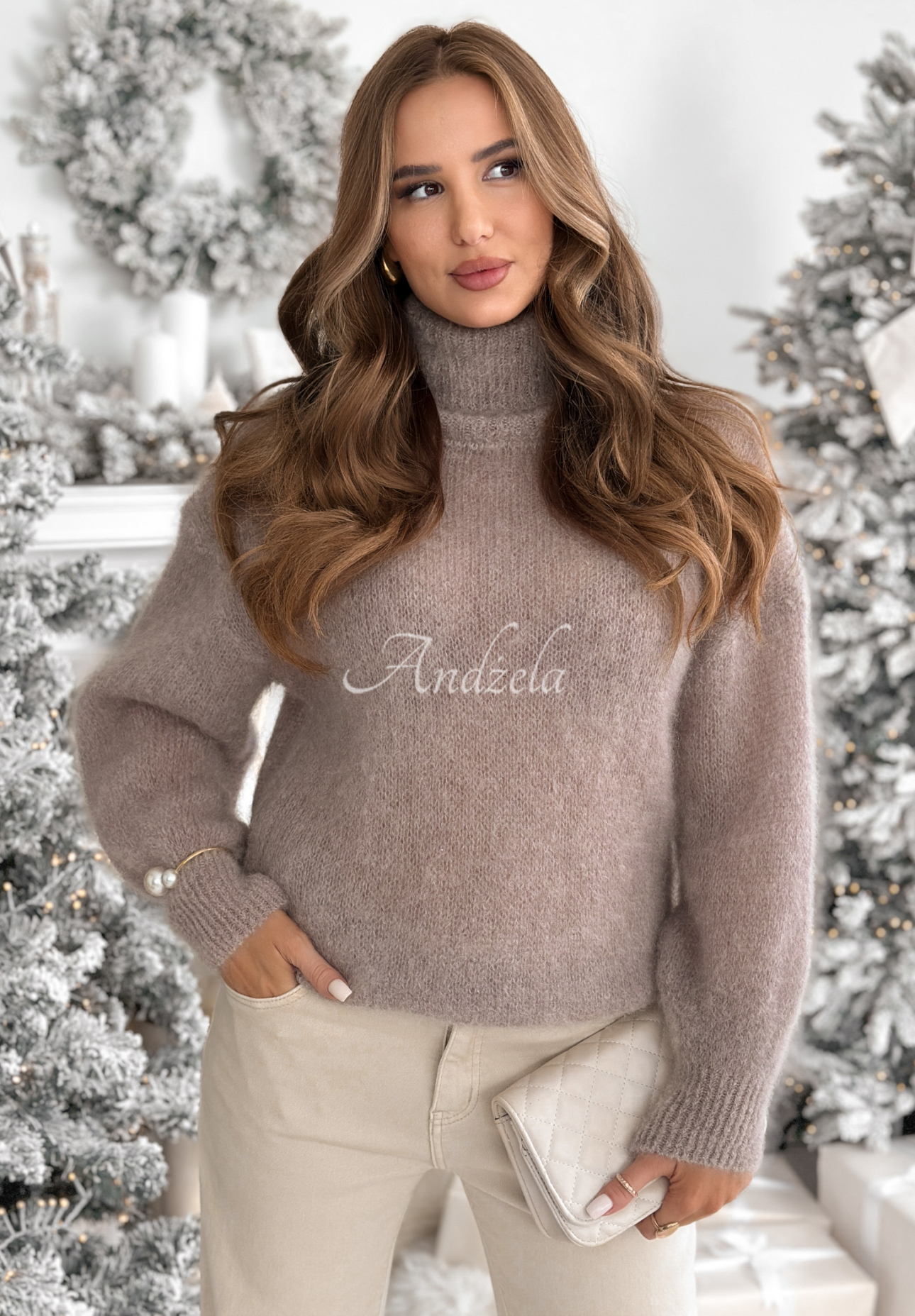 Mohair-Rollkragenpullover Fireplace Stories Beige