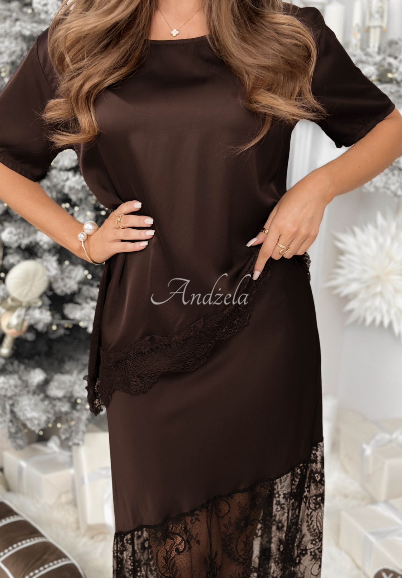 Bluse aus Viskose-Satin mit Spitze Always Wanted Schokoladenbraun