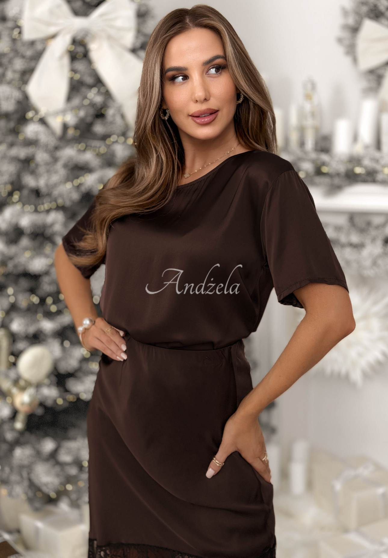 Bluse aus Viskose-Satin mit Spitze Always Wanted Schokoladenbraun