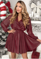 Błyszcząca Kleid mini z paskiem Never Texted Back Burgunderrot