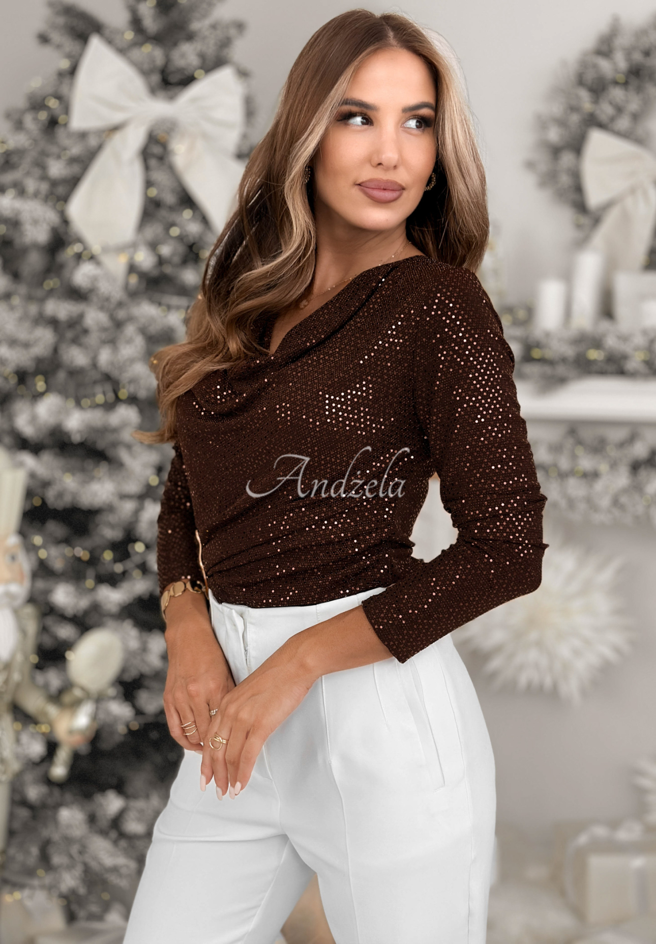 Glänzende Bluse mit dekorativer Applikation Cry Later Schokoladenbraun