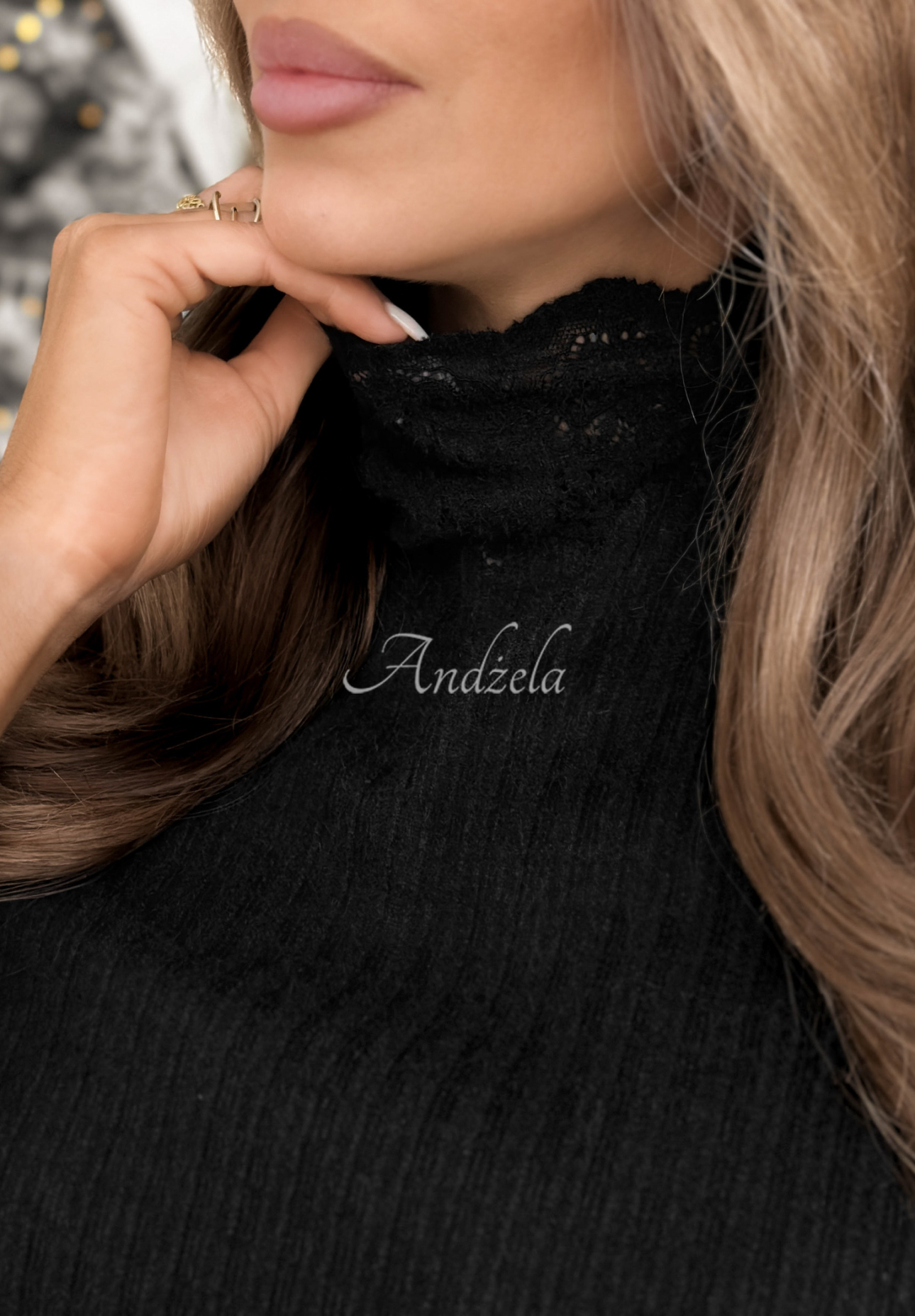 Gerippter Pullover mit Spitze Lacy Dreams Schwarz