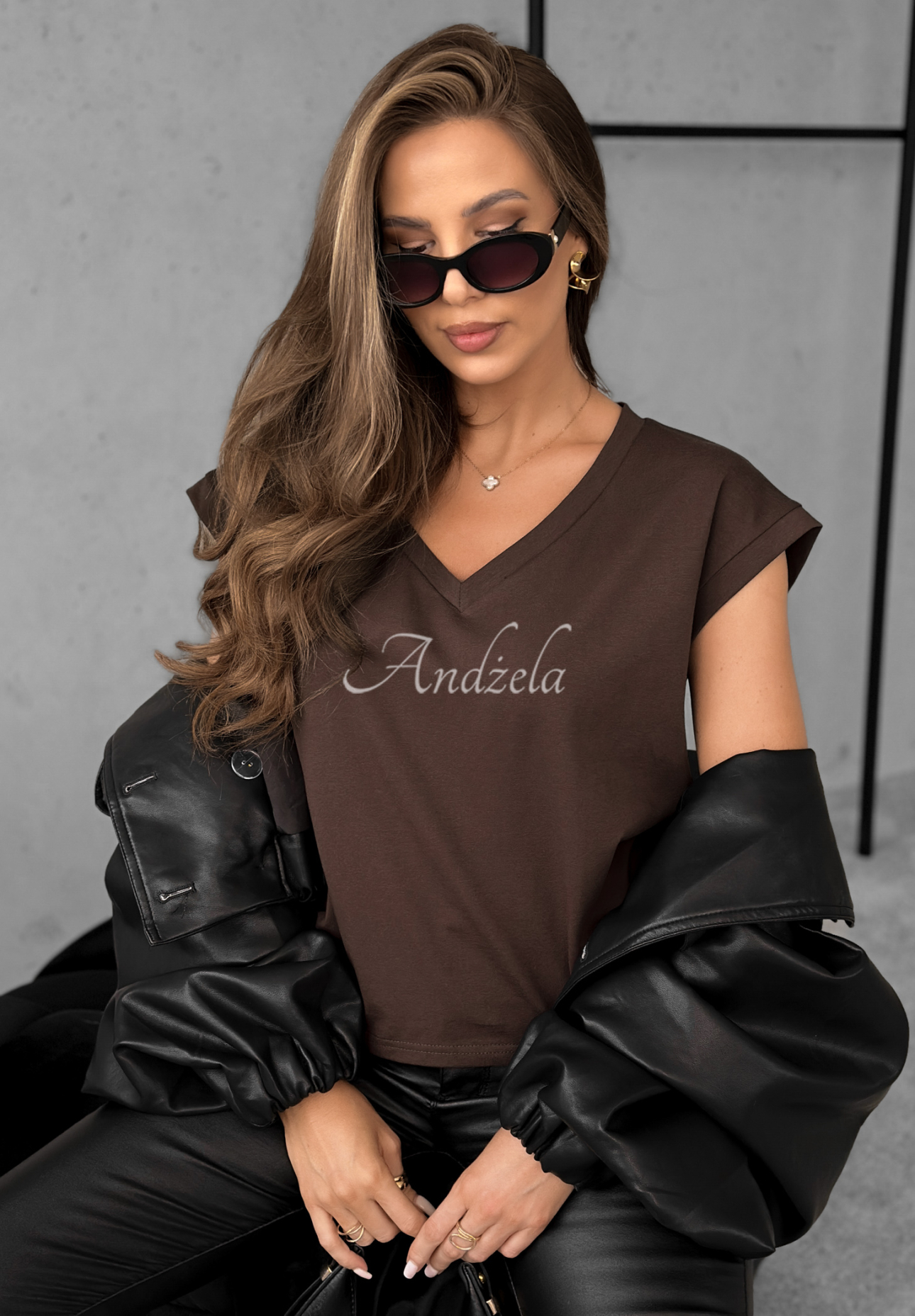 T-Shirt V-neck Schokoladenbraun