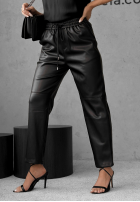 Lederhose Choosing Myself Schwarz