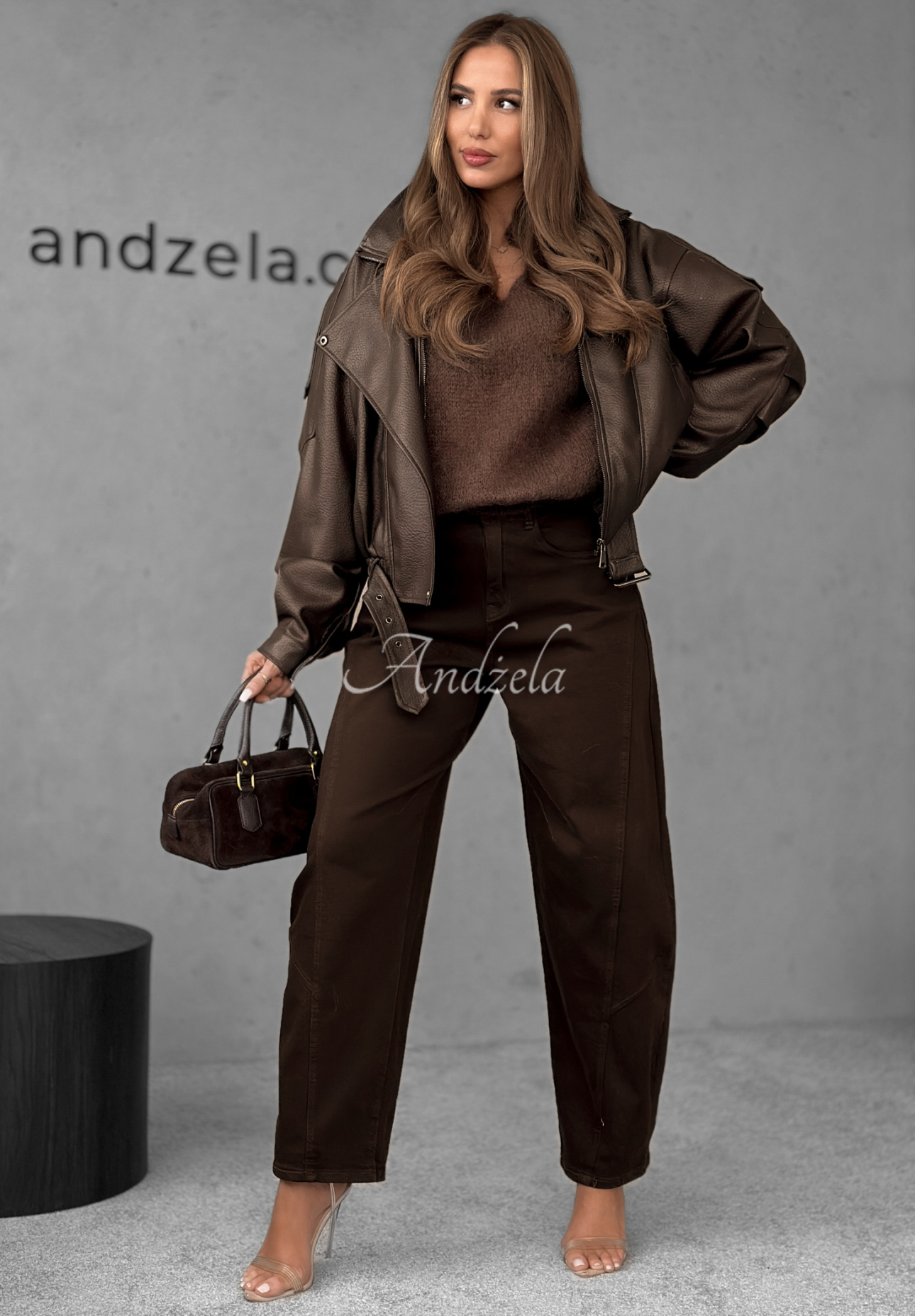 Ballon Jeans Say Less Schokoladenbraun