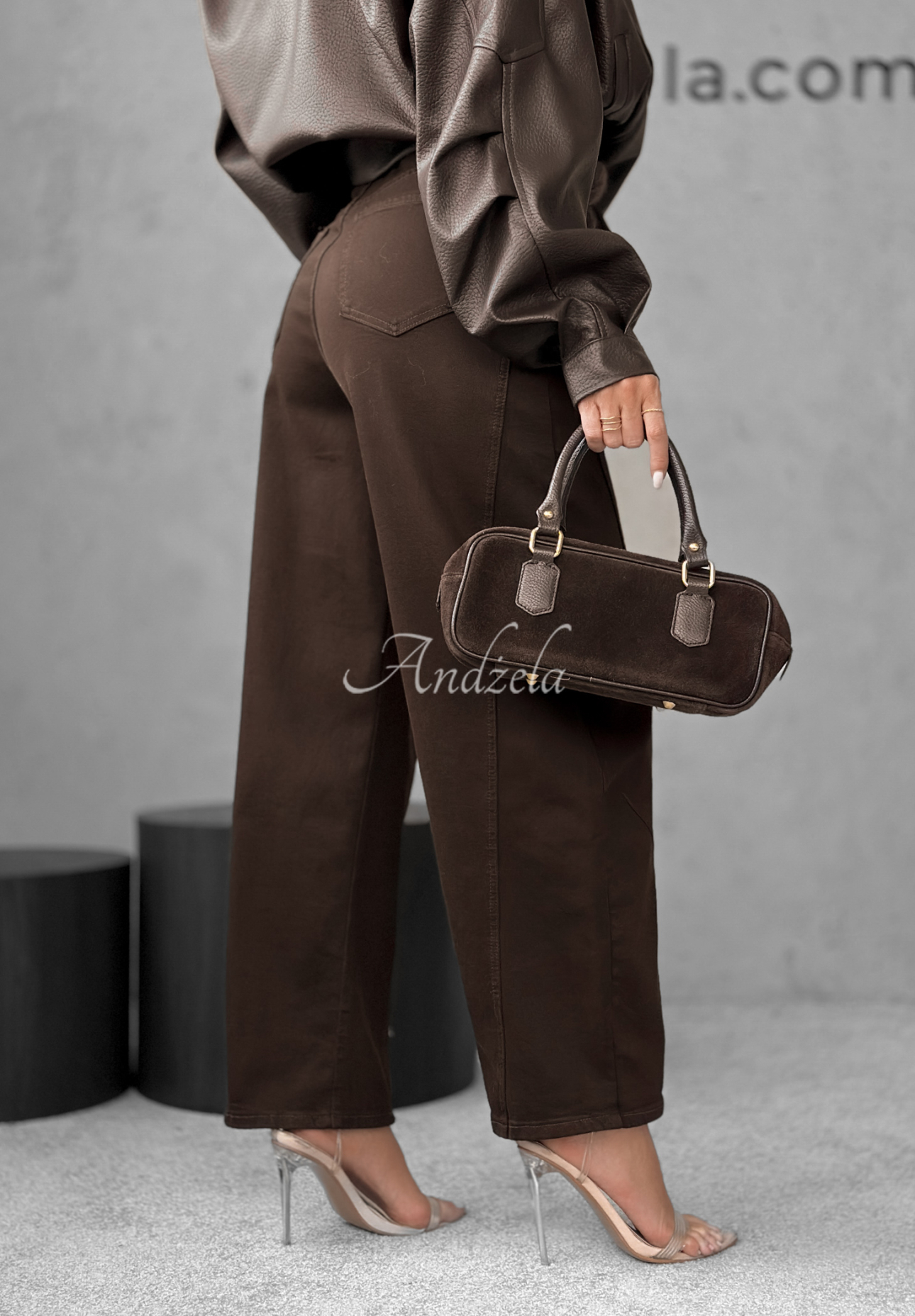 Ballon Jeans Say Less Schokoladenbraun