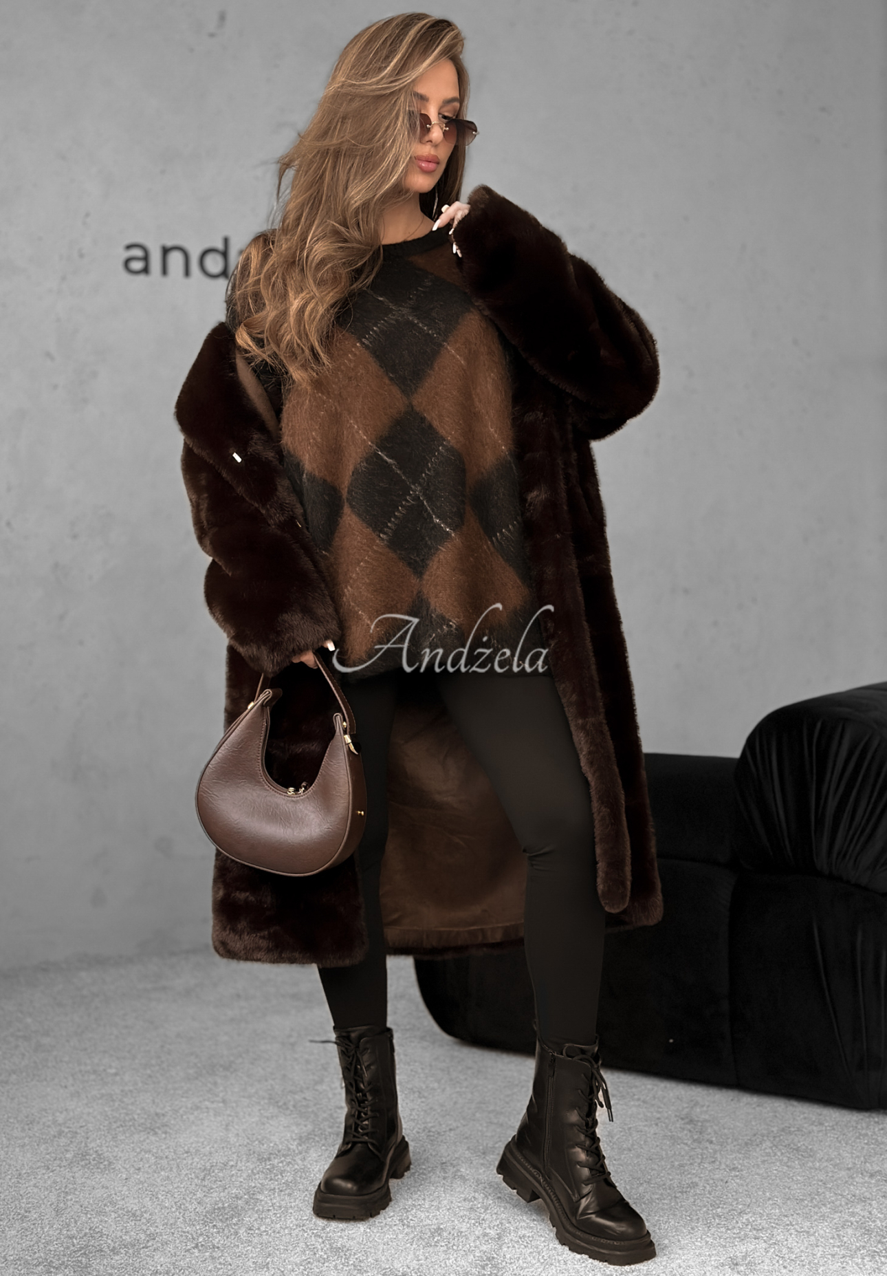 Pullover aus Wolle und Viskose mit Rautenmuster Winter Things schokoladenbraun-schwarz