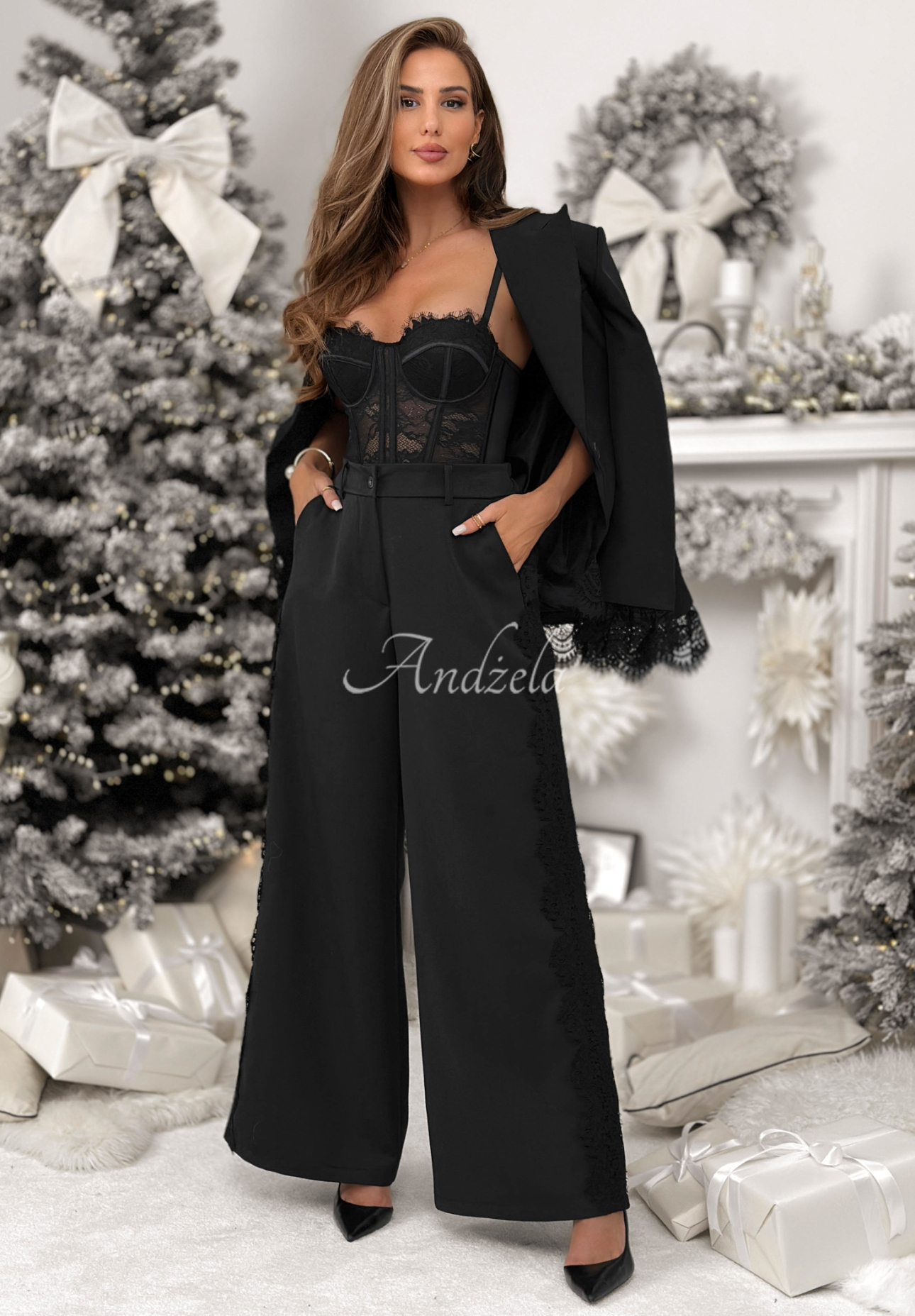 Hose wide leg mit Spitze und Viskose Grace Moment Schwarz