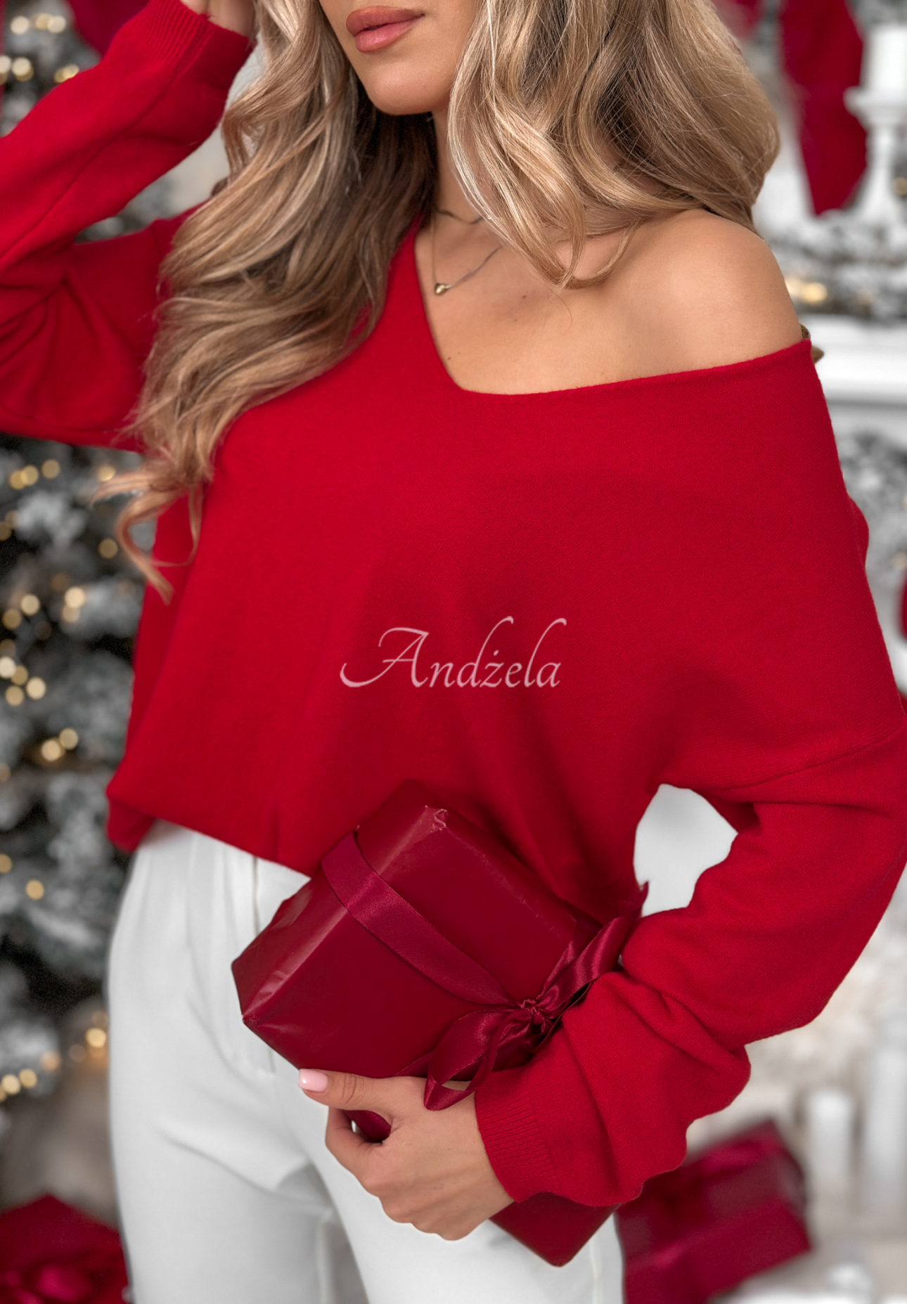Leichter Pullover mit Ausschnitt Sensibility Rot