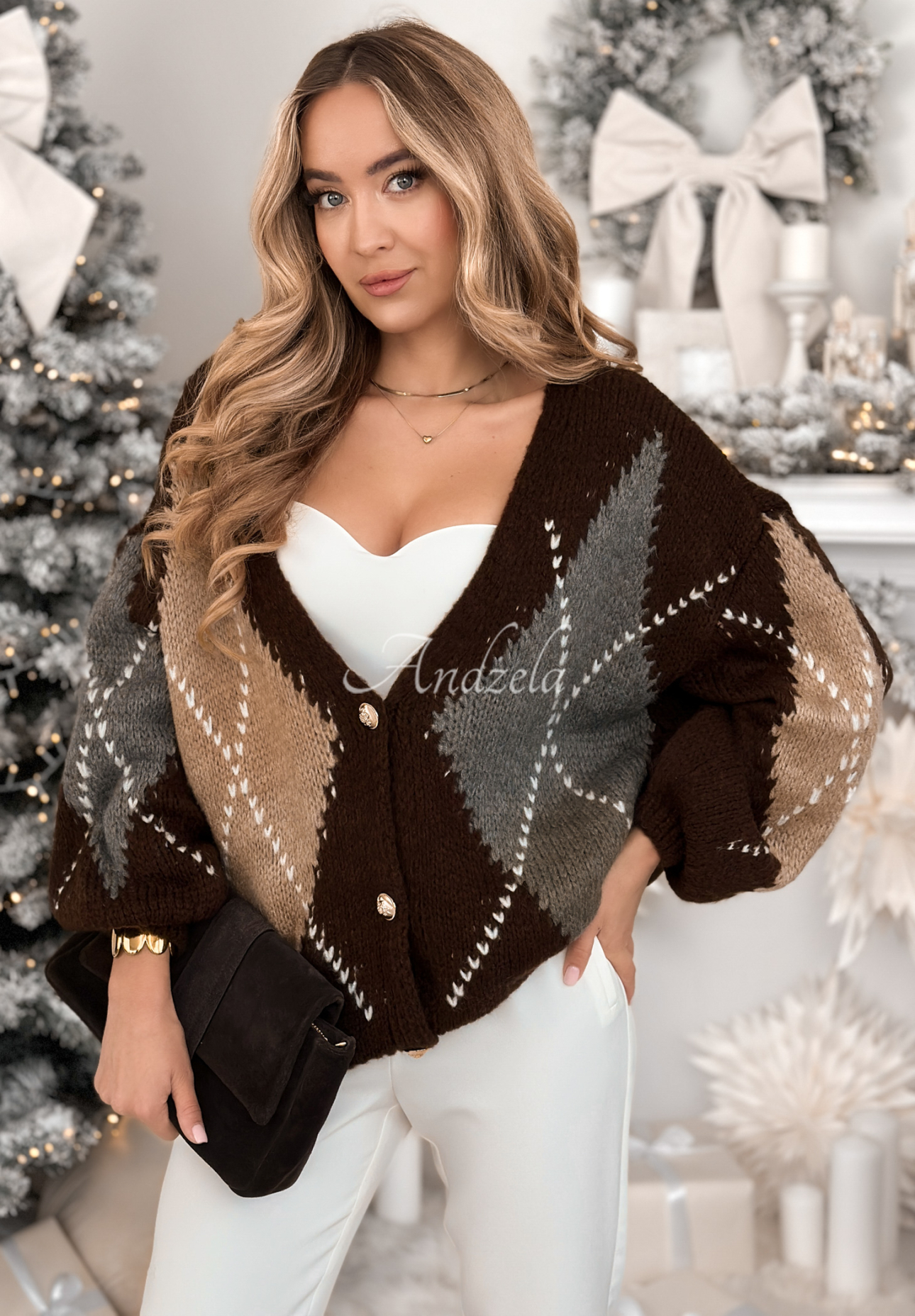 Kurzer, rautenförmiger Cardigan aus Mohair Warm Silence Schokoladenbraun