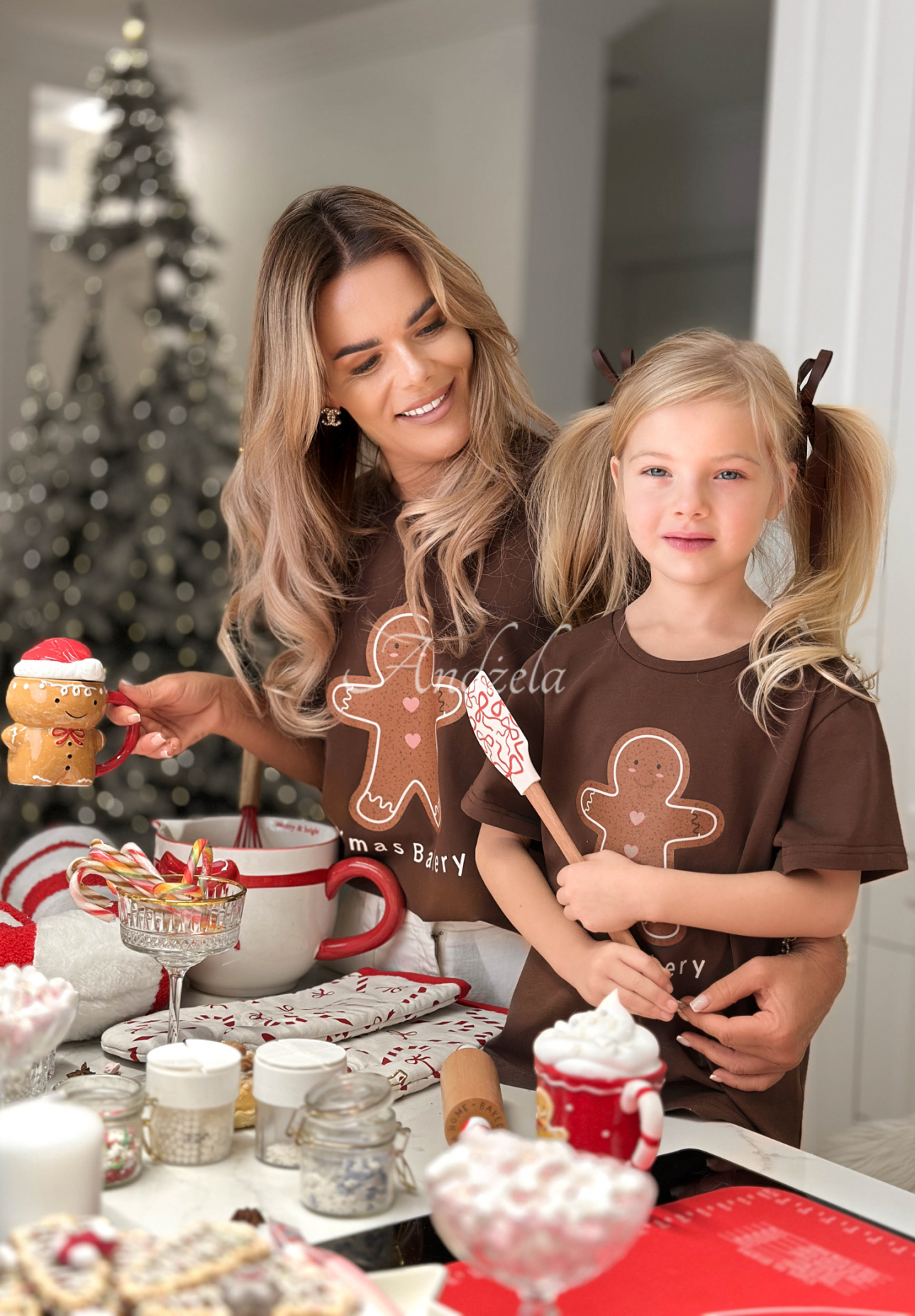 Weihnachts-T-Shirt für Kinder mit Aufdruck Xmas Bakery Schokoladenbraun