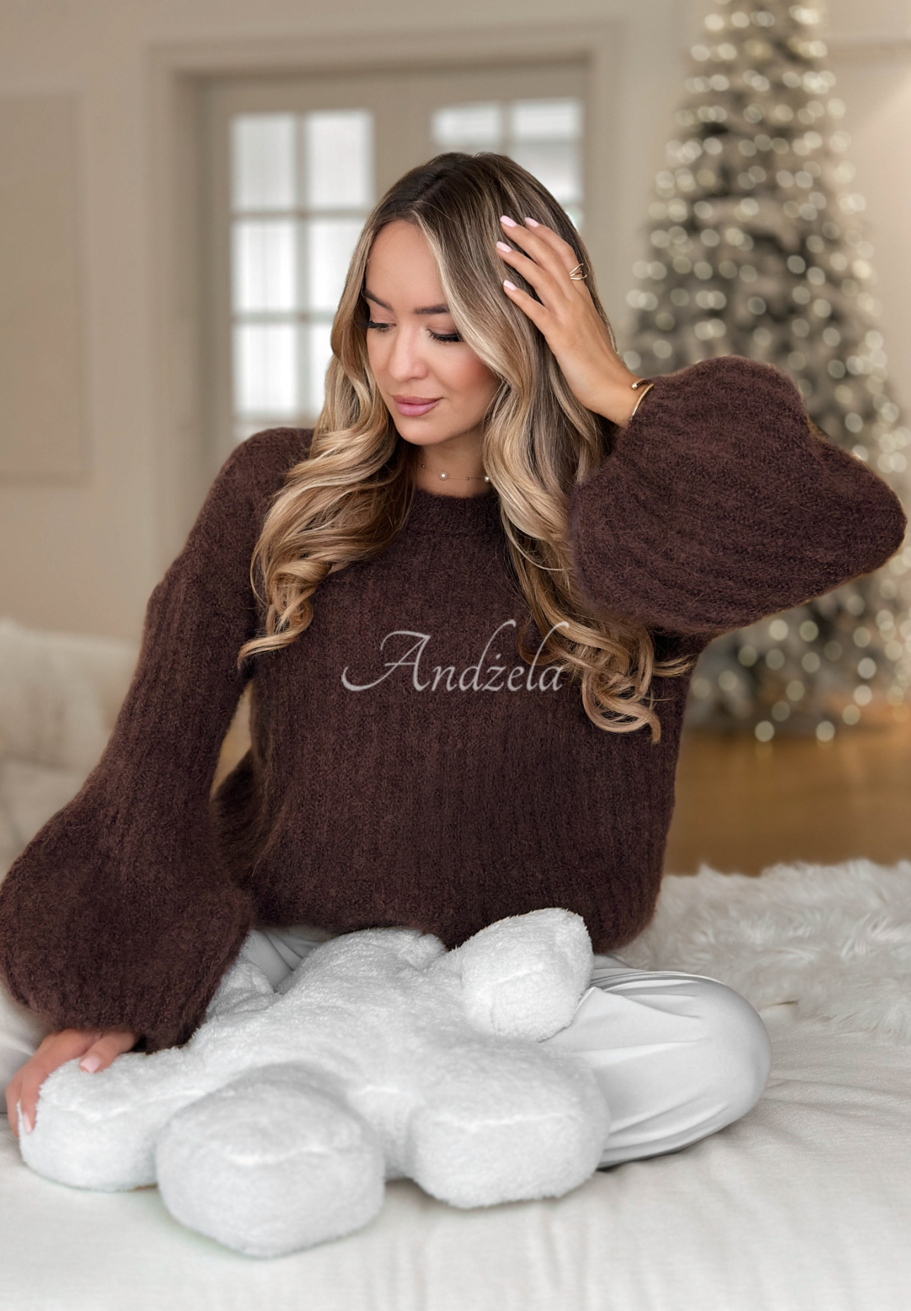 Weicher Mohairpullover mit weiten Ärmeln Cotton Candy Schokoladenbraun