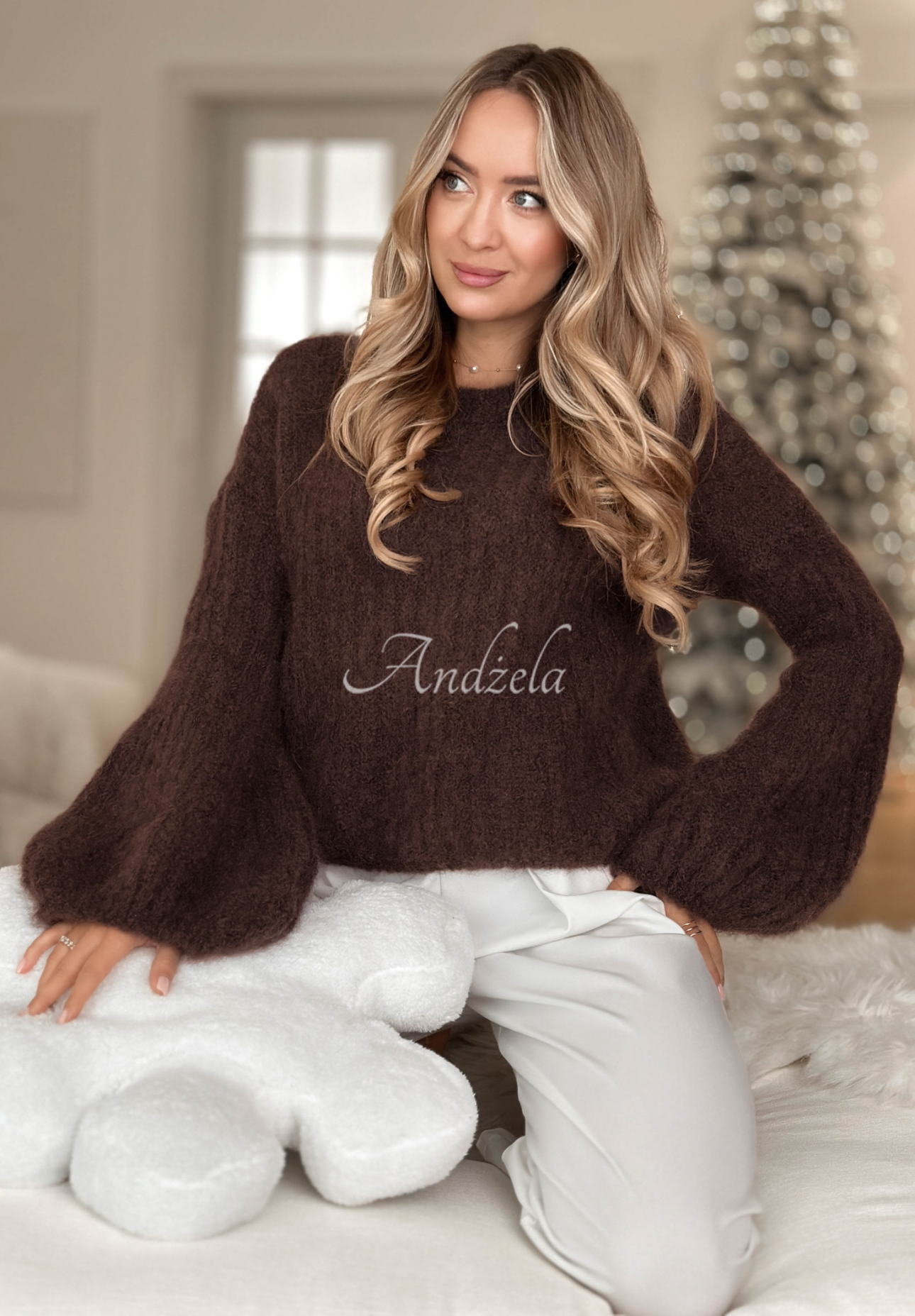 Weicher Mohairpullover mit weiten Ärmeln Cotton Candy Schokoladenbraun