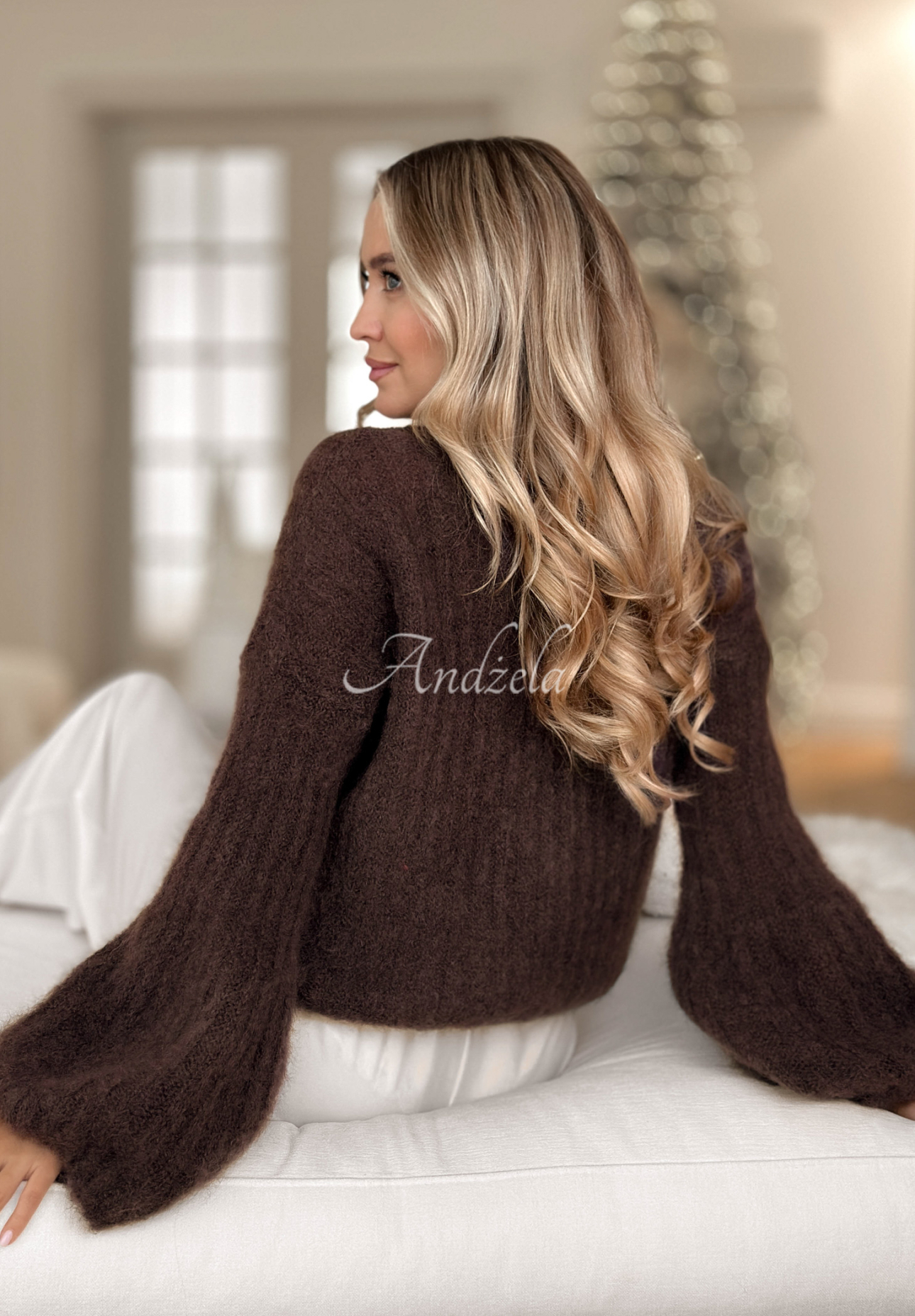 Weicher Mohairpullover mit weiten Ärmeln Cotton Candy Schokoladenbraun