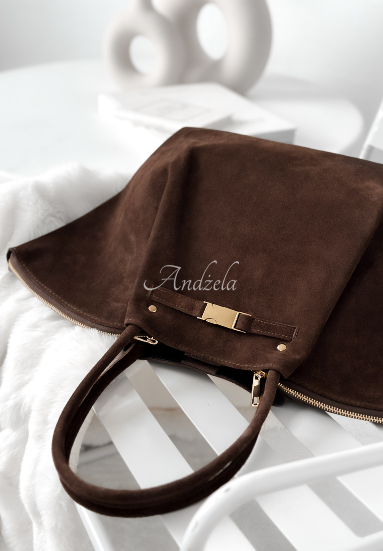 Wildlederhandtasche Almost Ready Schokoladenbraun