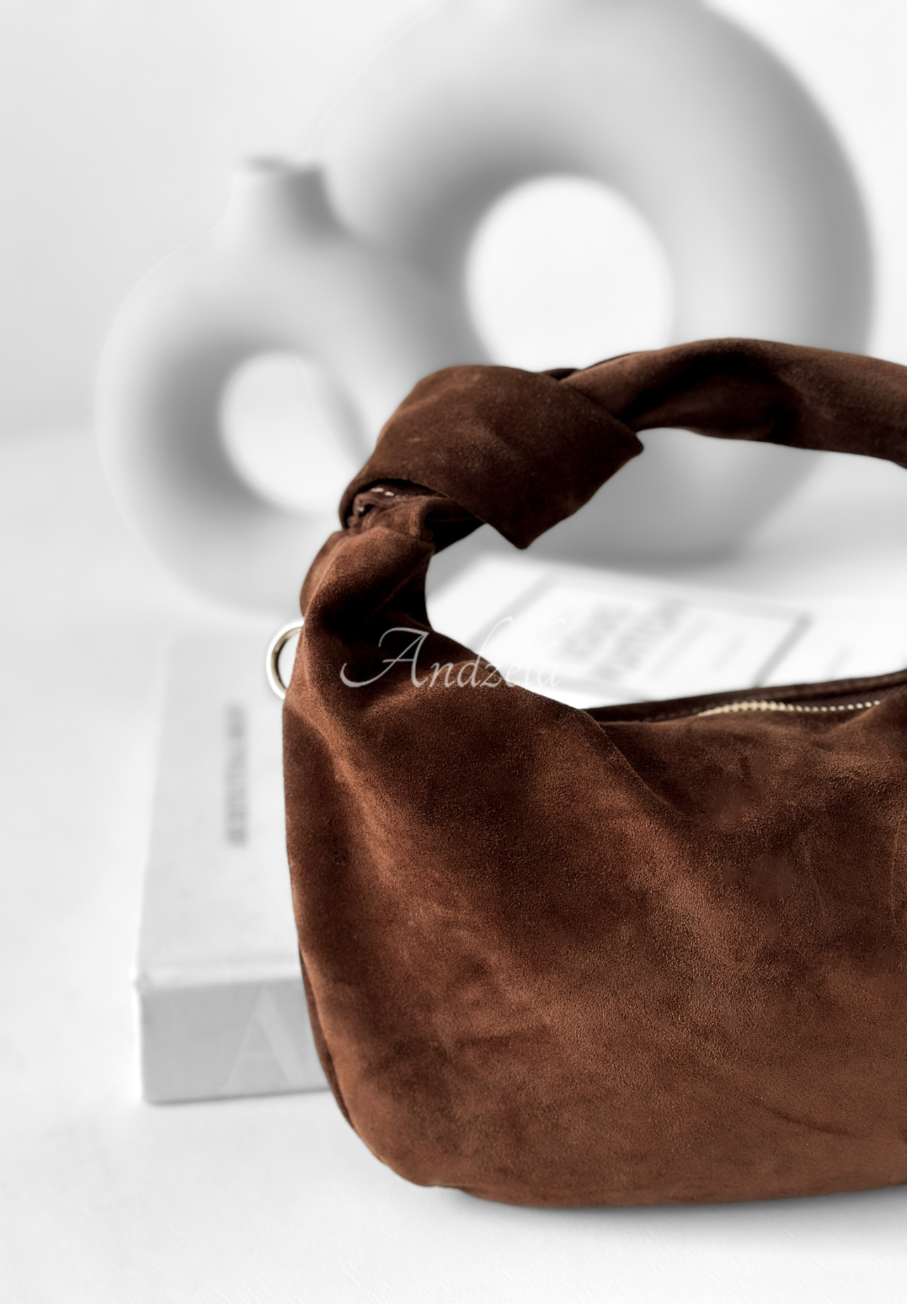 Wildlederhandtasche Just Lipstick Schokoladenbraun