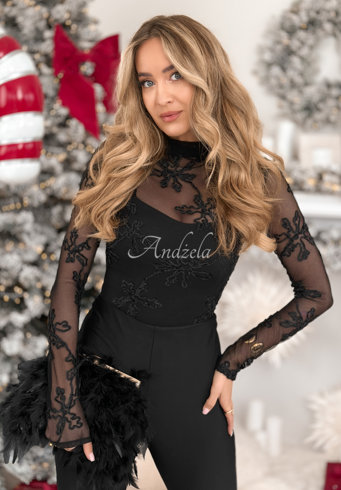 Mesh-Bluse mit Stickereien Go On A Date Schwarz