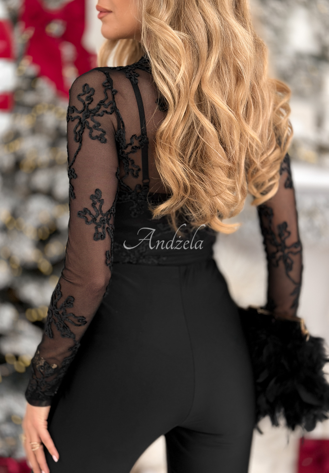 Mesh-Bluse mit Stickereien Go On A Date Schwarz