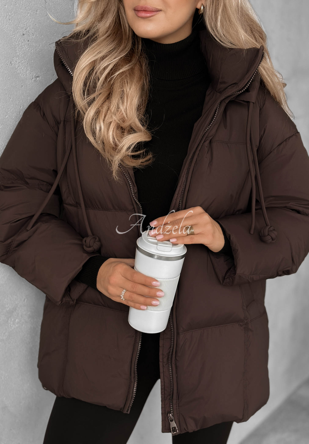 Gesteppte Jacke mit Kapuze The Best Way Schokoladenbraun