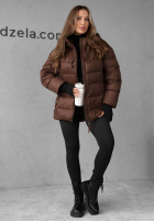 Długa pikowana Jacke z kapturem New In Town Schokoladenbraun