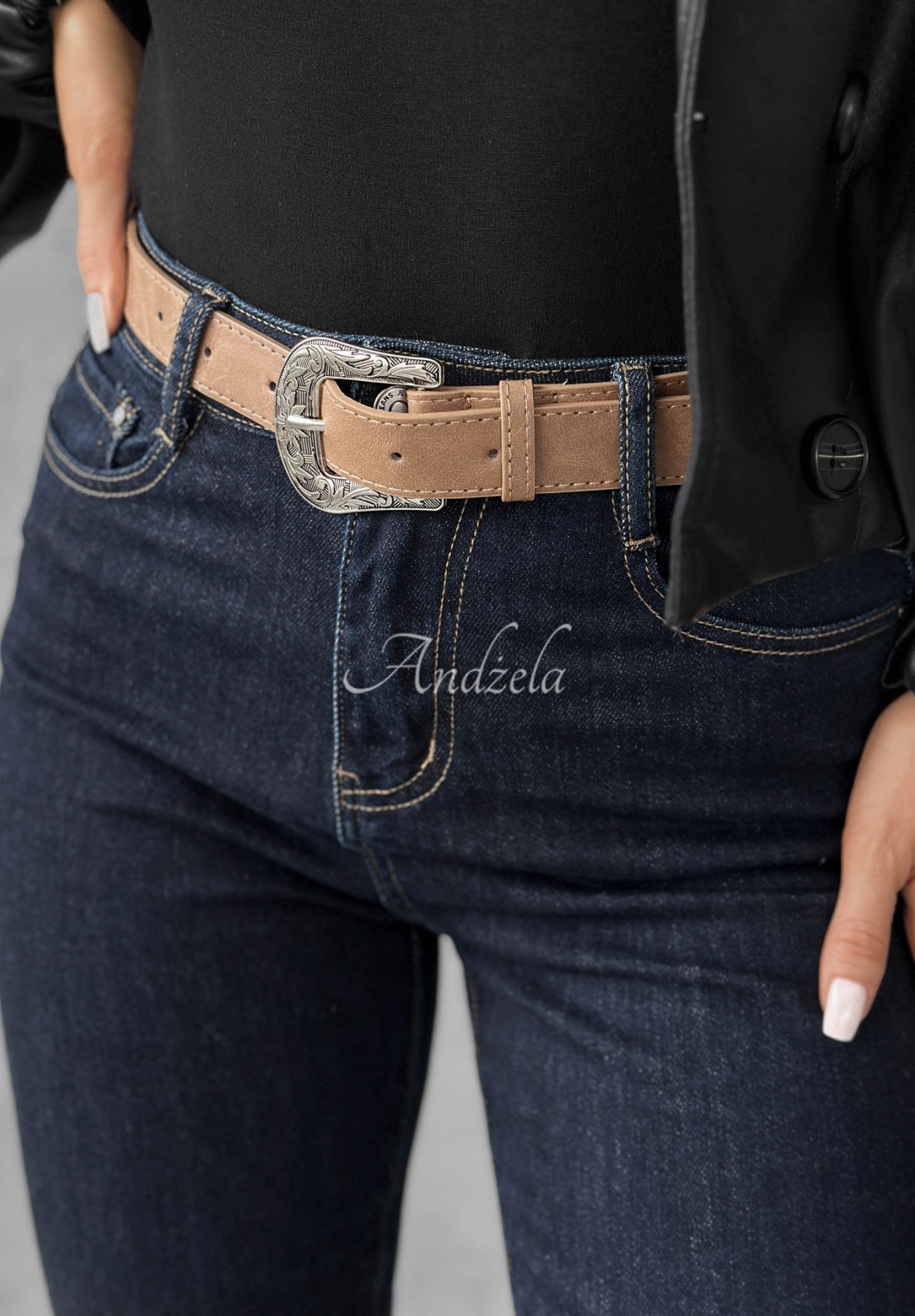 Jeans mom fit mit Gürtel Let’s Not Talk Dunkelblau