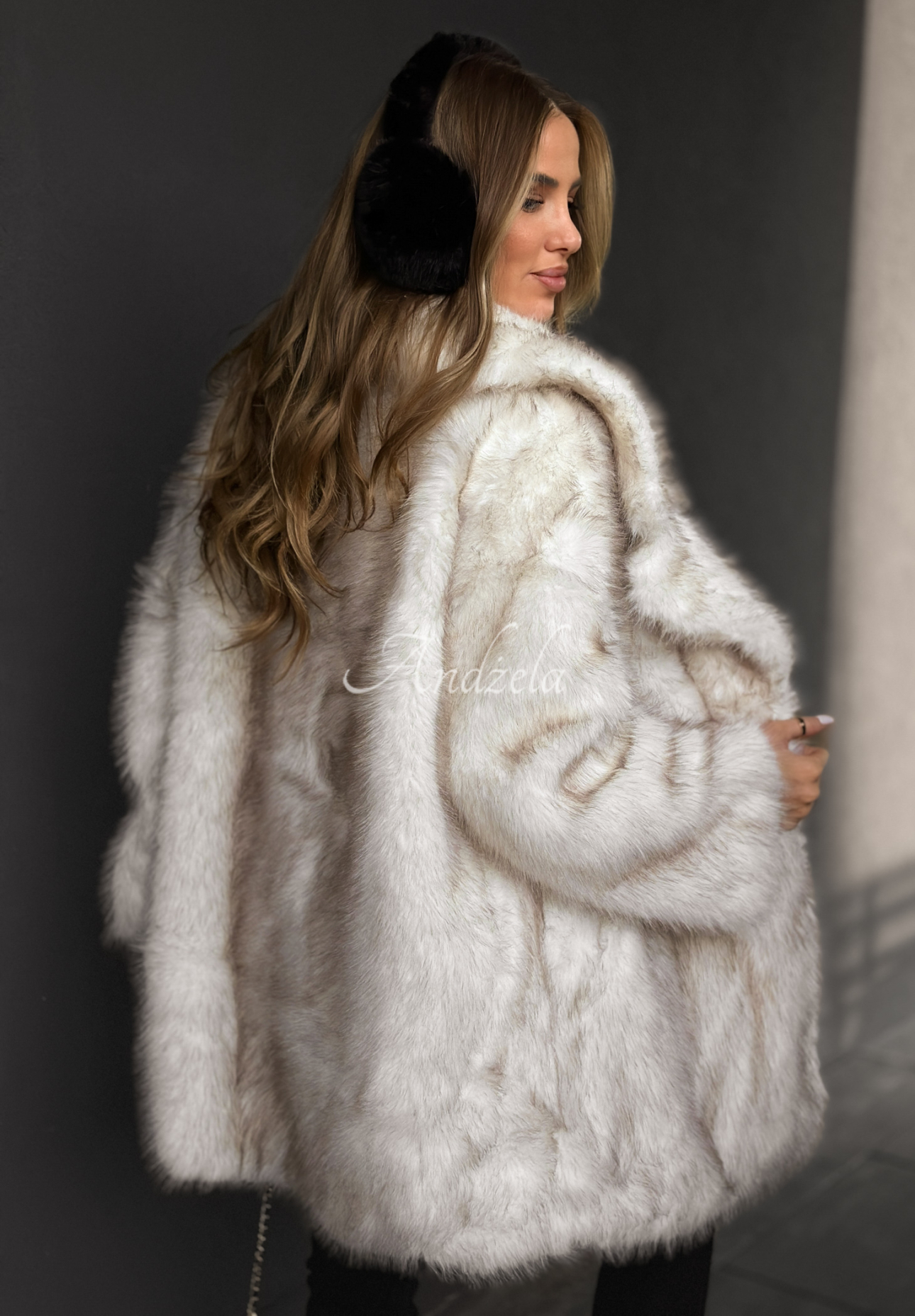 Pelzmantel mit Kragen Chestnut Hill Ecru