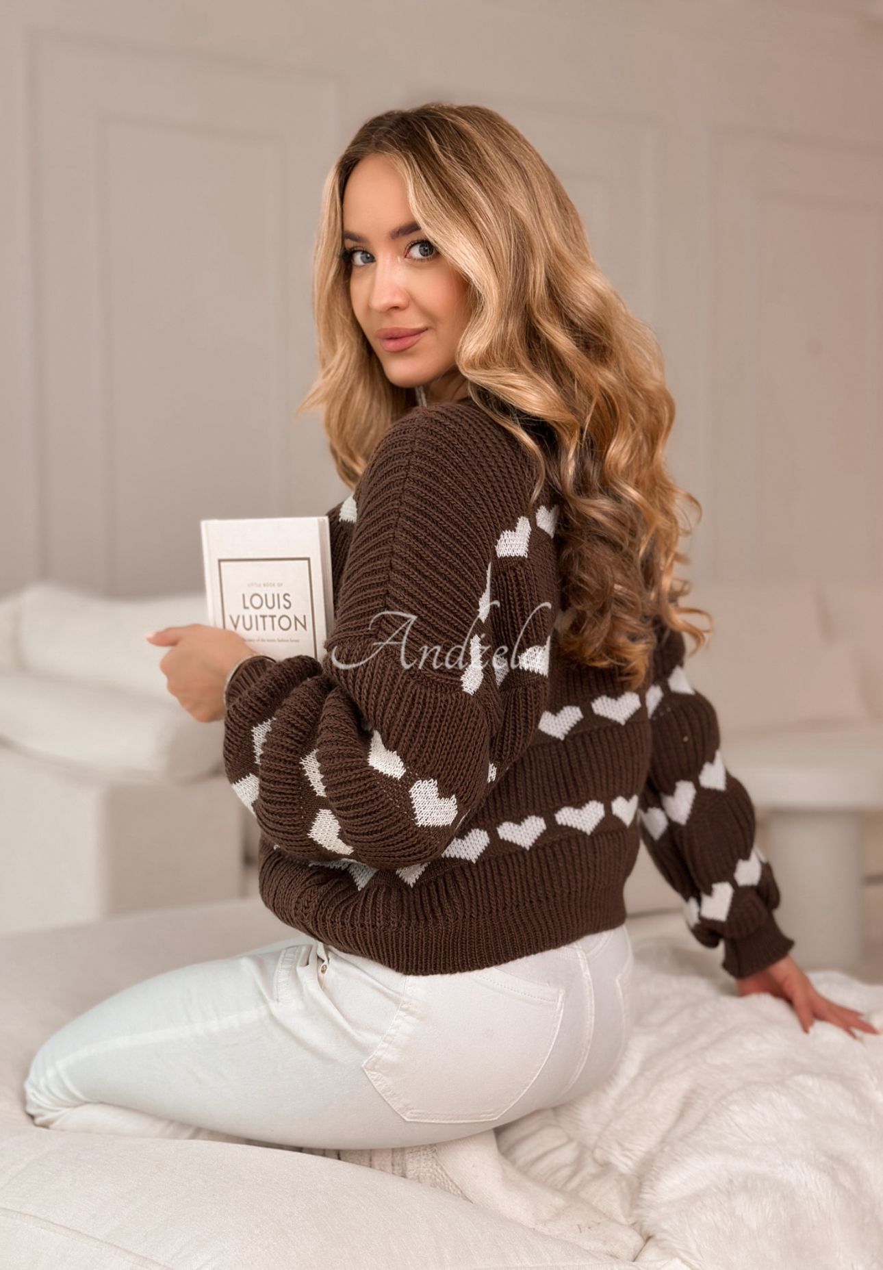 Pullover mit Herzmuster Lots Of Hearts Schokoladenbraun