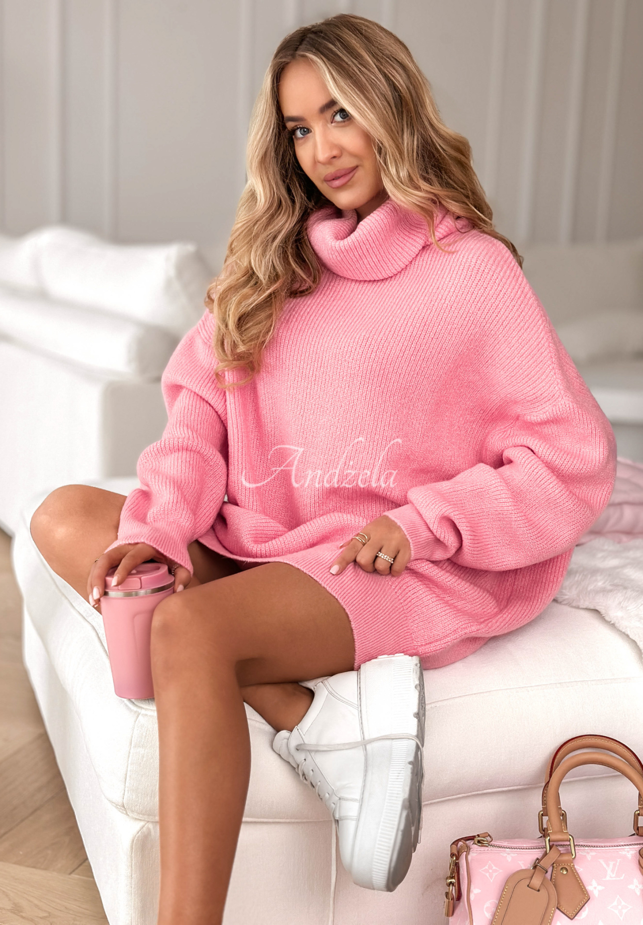 Rollkragenpullover Mavi Rosa