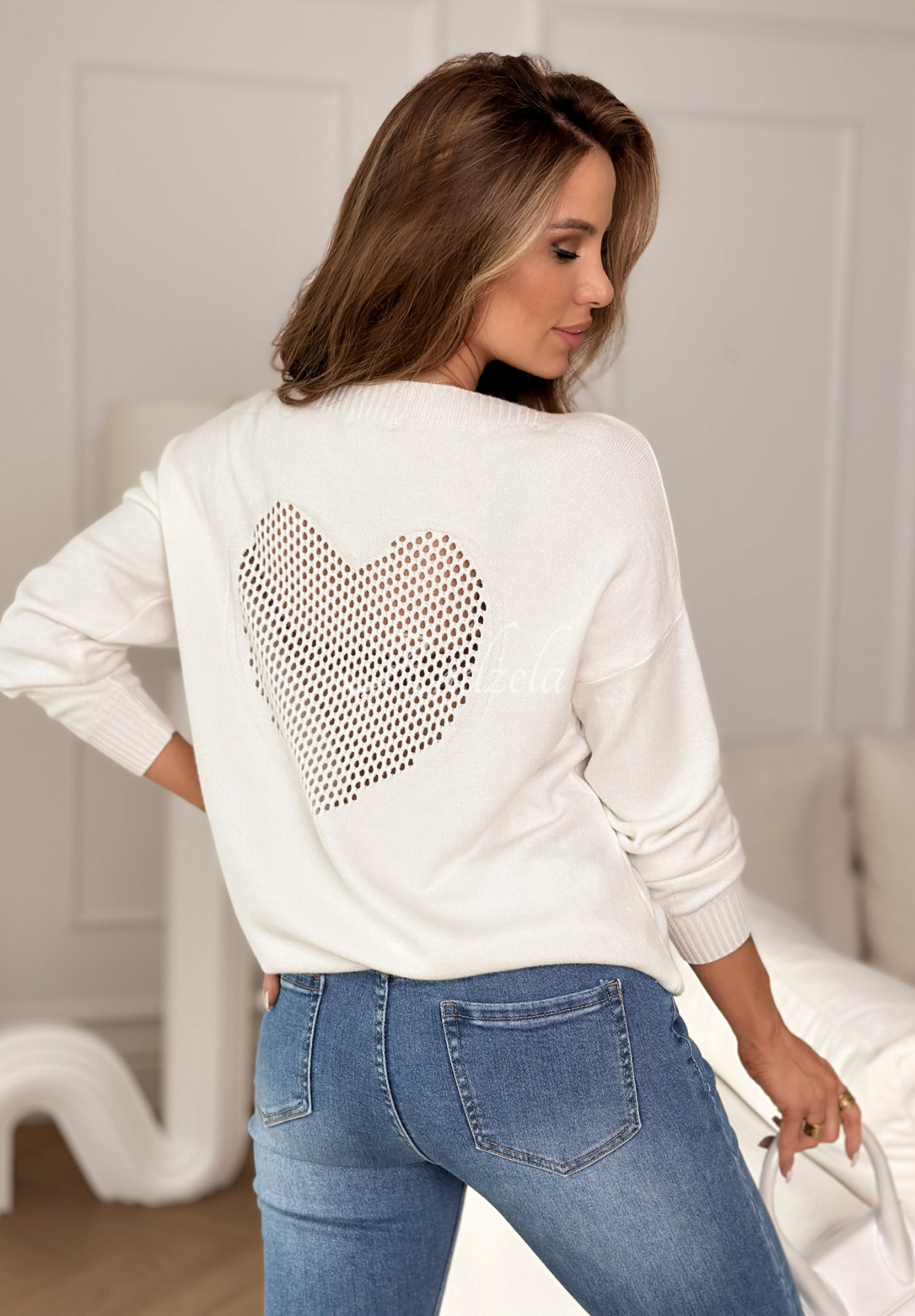 Leichter Viskose-Pullover mit durchbrochenem Herz From The Heart Ecru