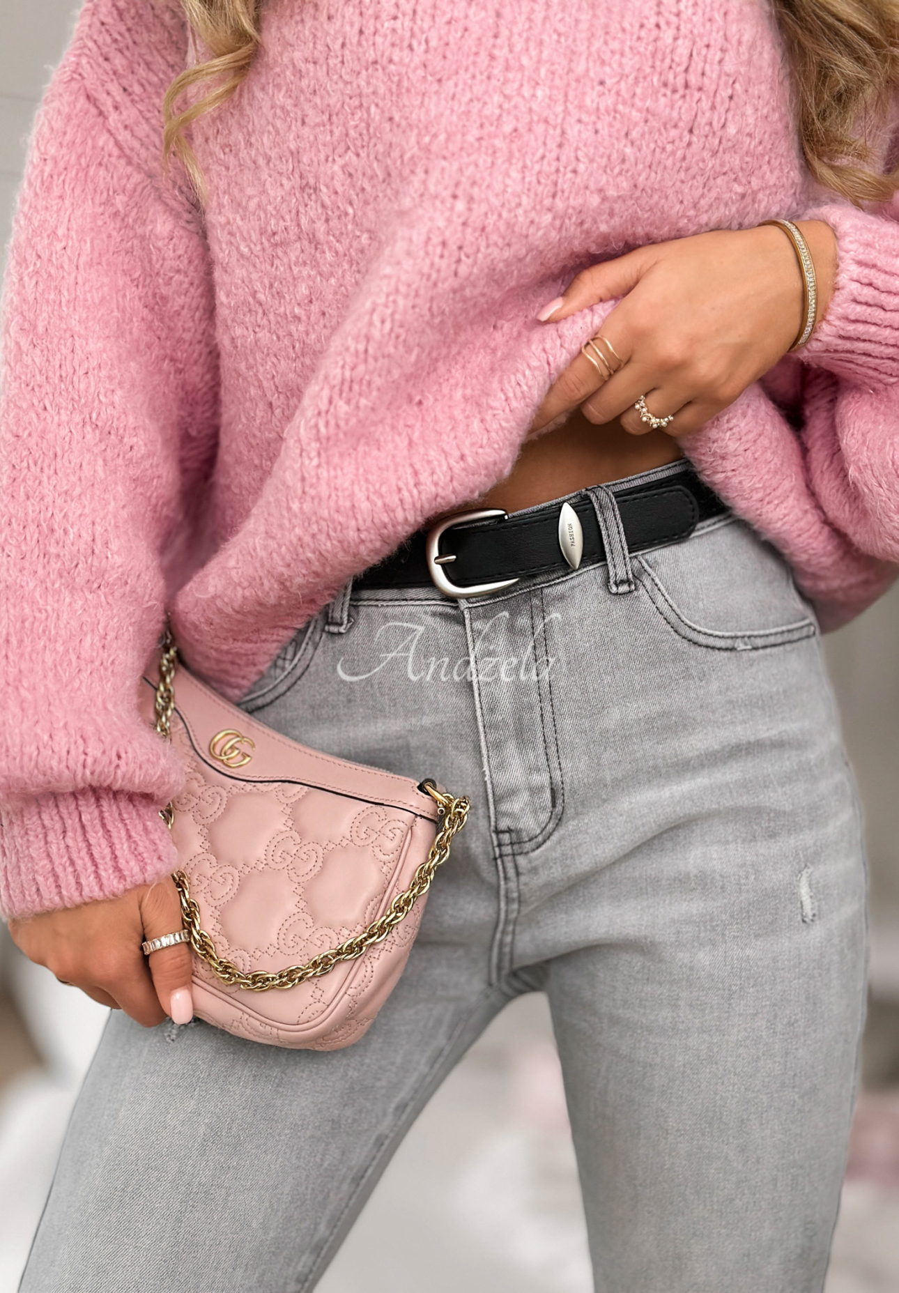 Jeanshose loose fit mit Gürtel Not Even Close Grau