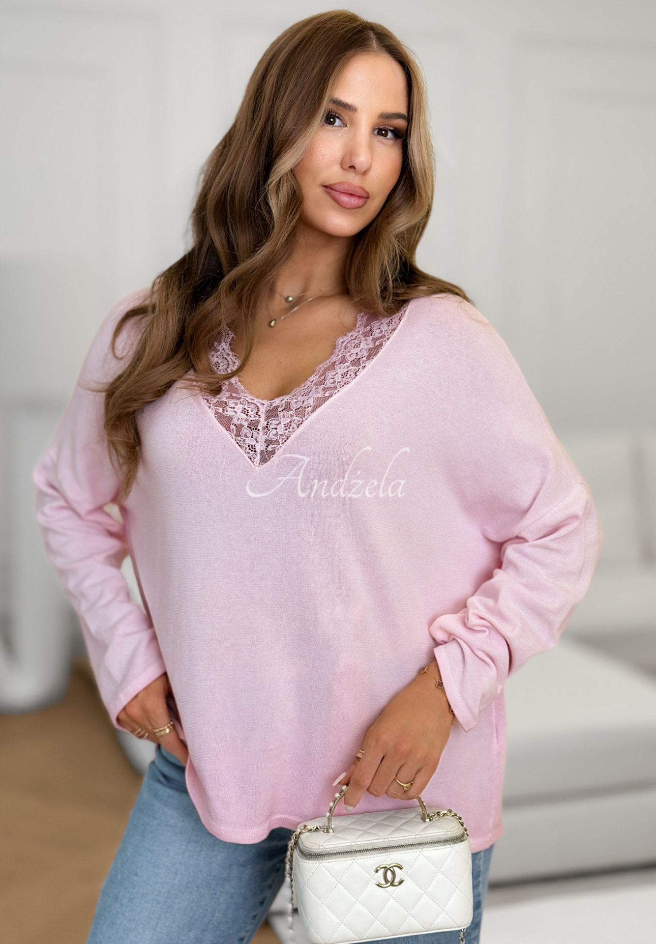 Leichter Pullover mit Ausschnitt und Spitze Cozy Cloud Puderrosa