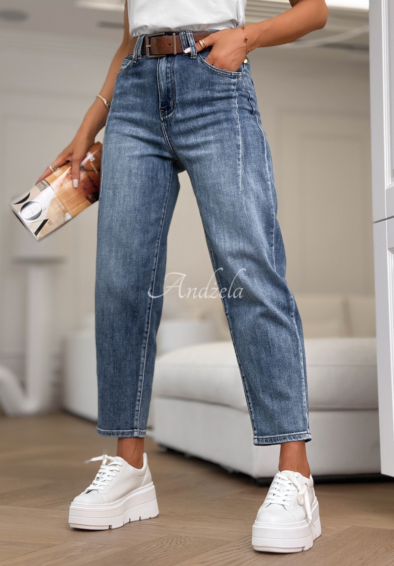 Mom-Fit Jeans mit Gürtel Are You Sure Blau