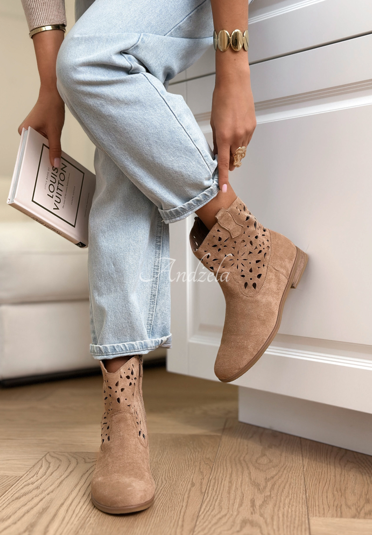 Durchbrochene Stiefeletten aus Velourslederimitat Good Times Roll Beige