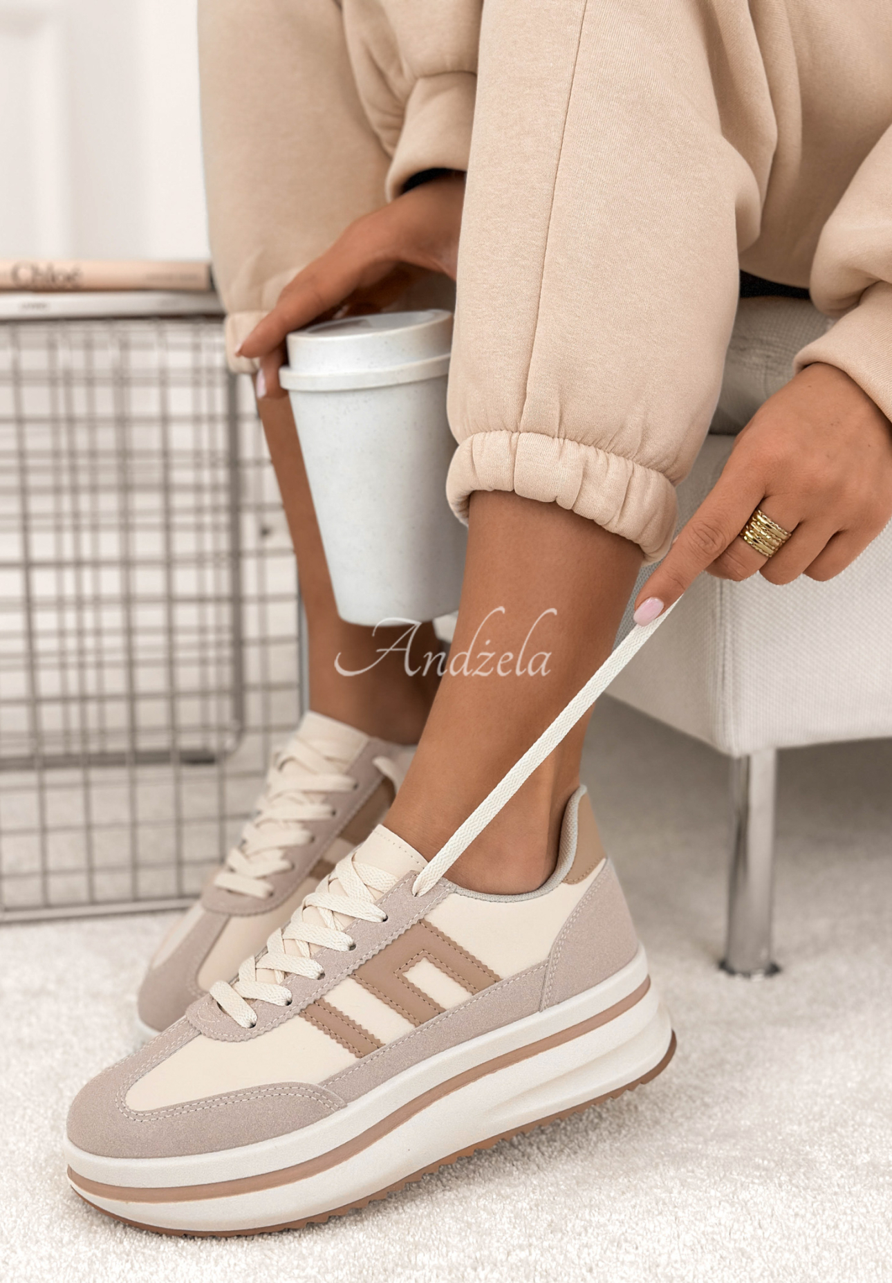 Adidasy Not Going Anywhere beżowe